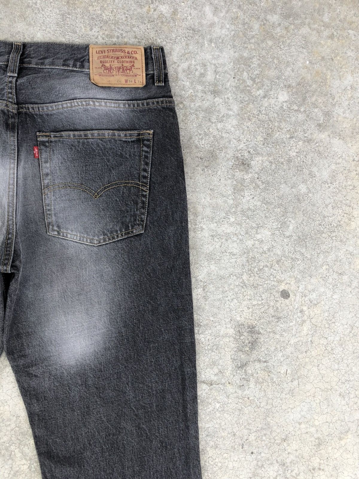 Levi's Flared Levis 507 Bootcut Distressed Jeans Size US 33 - 10 Thumbnail