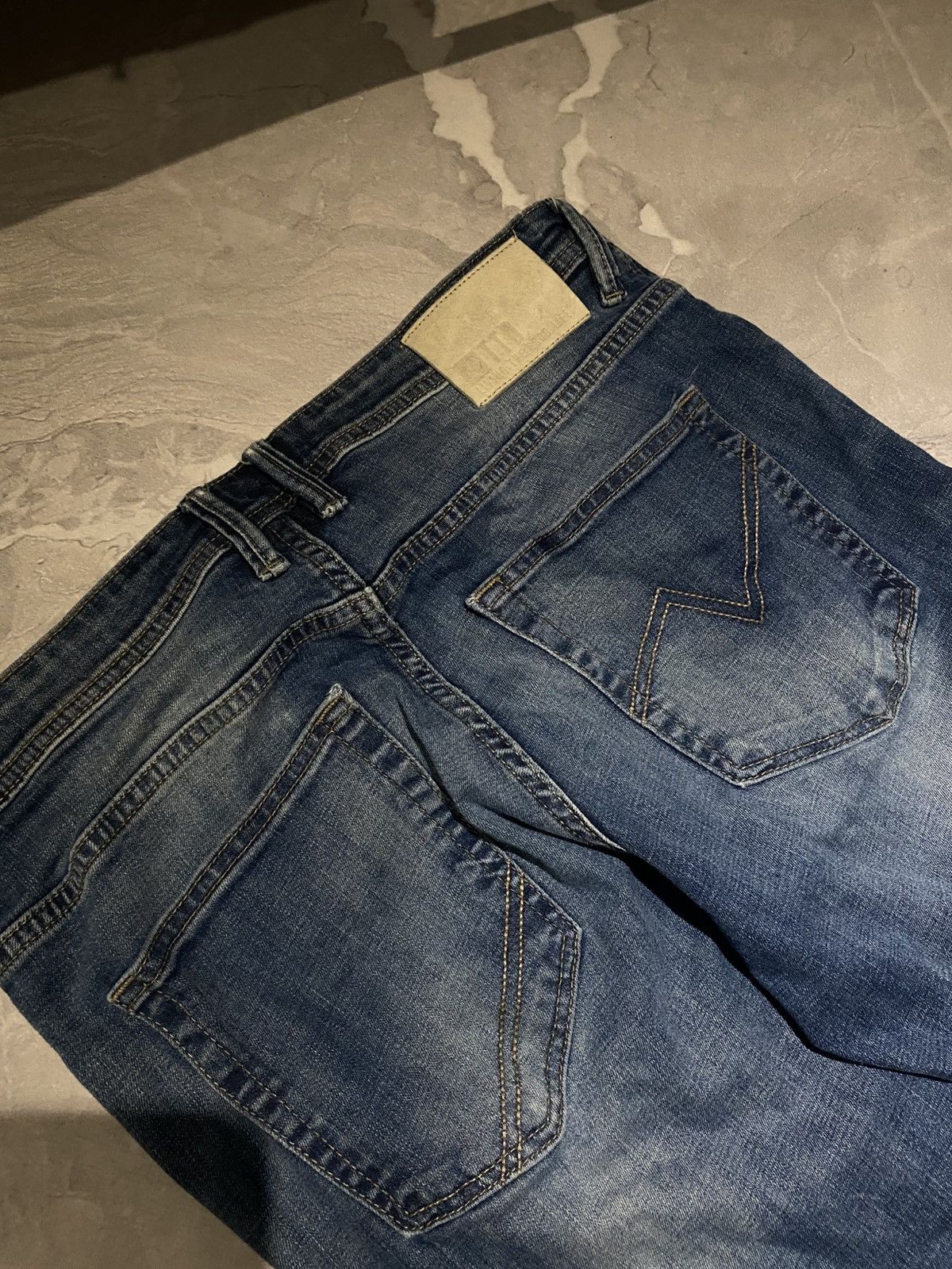 Japanese Brand Rare Avan Heavy Distressed Denim / Statement Wash / Y2K 90s Size US 31 - 6 Thumbnail
