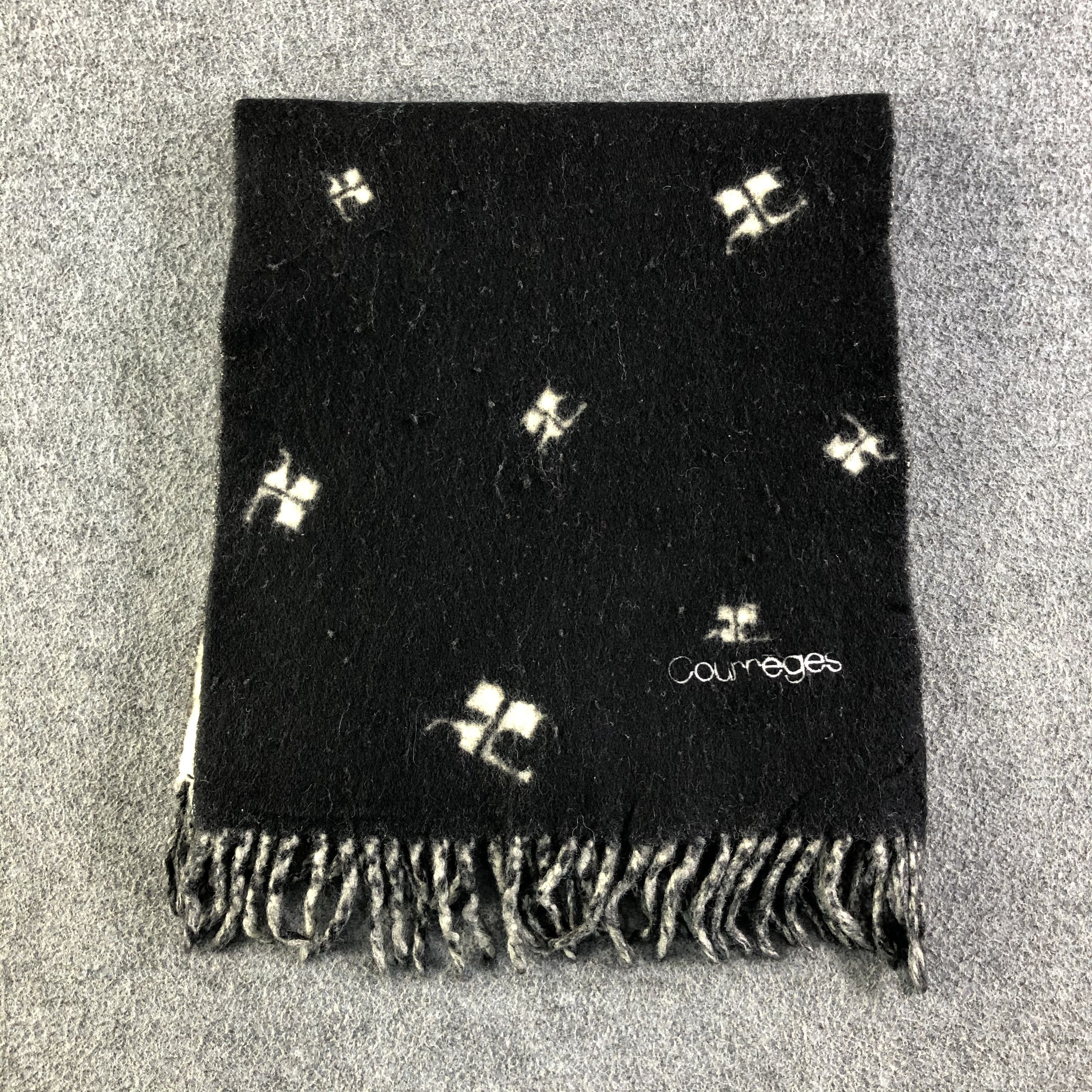 Courreges Courreges Scarf / Muffler / Neckwear Size ONE SIZE - 2 Thumbnail