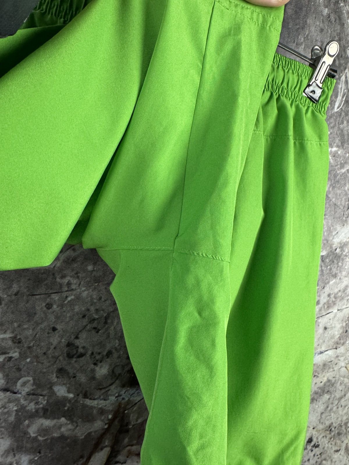Puma Men’s Puma Shorts Green Streetwear Size Medium Size US 32 / EU 48 - 11 Thumbnail