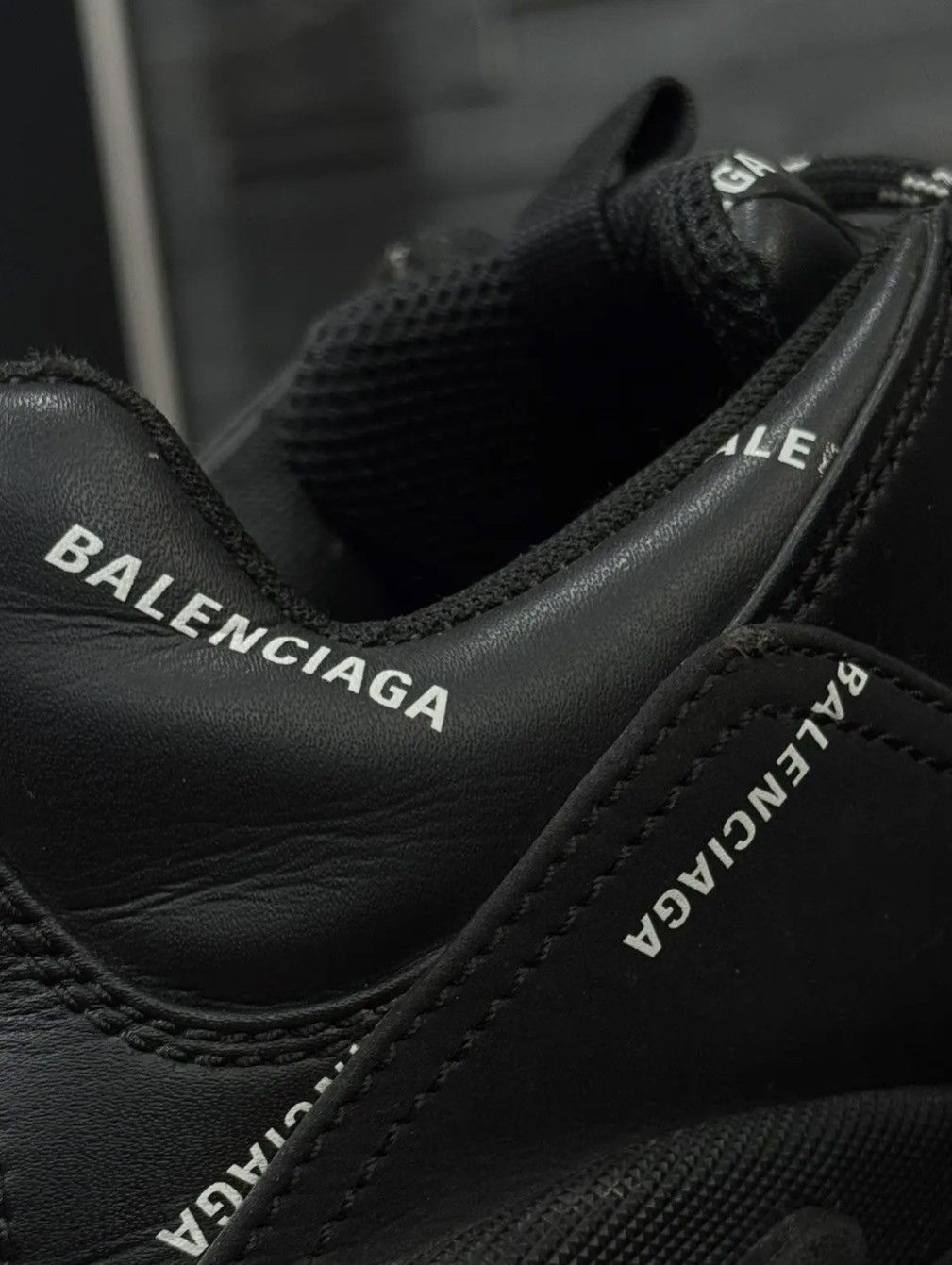 Balenciaga Balenciaga Triple S All Black Logo Sneakers Size US 9 / EU 42 - 13 Thumbnail