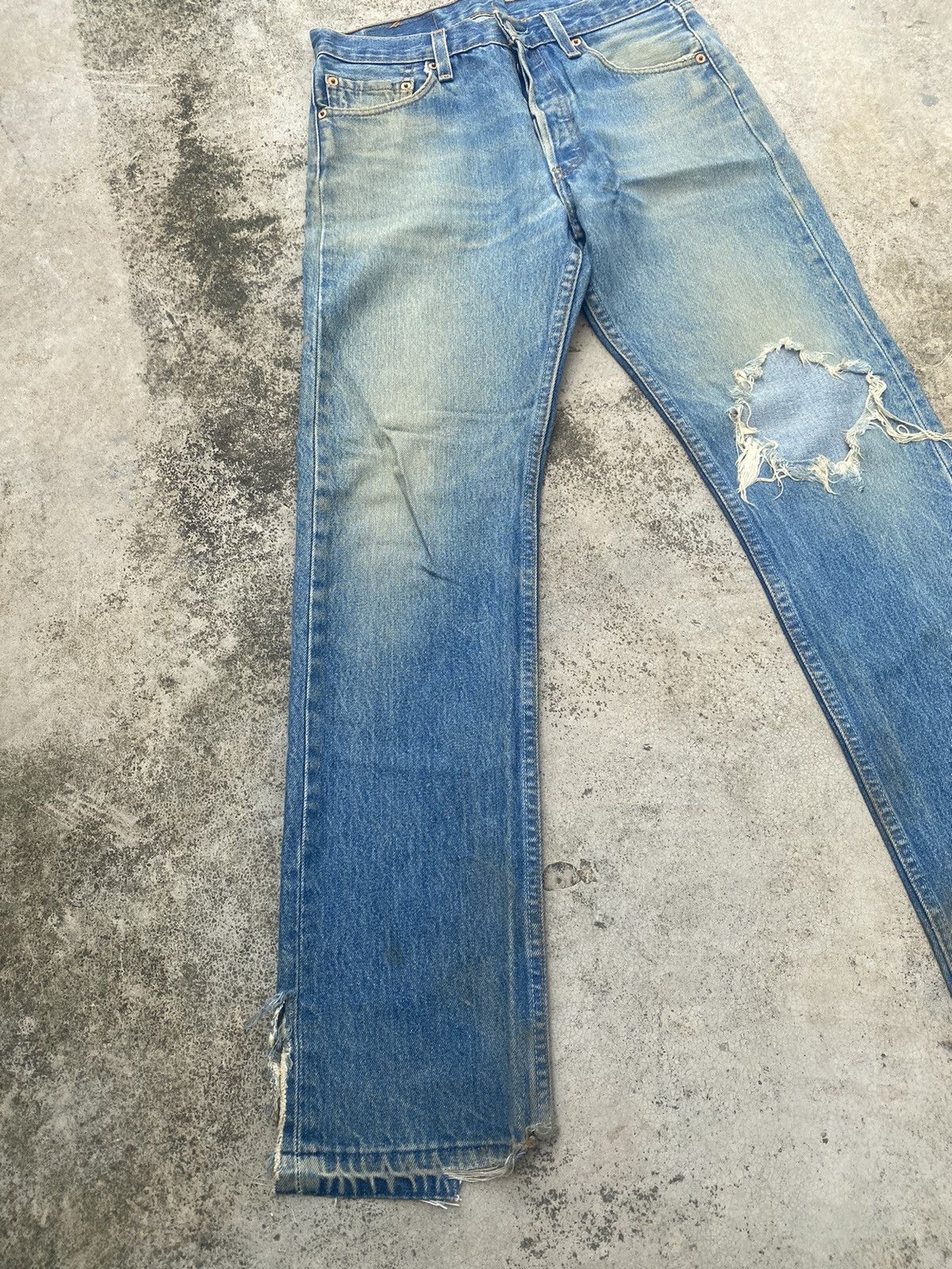 Levi's Vintage Clothing × Vintage Vintage Levis 501xx Distressed Denim Size US 29 - 3 Thumbnail