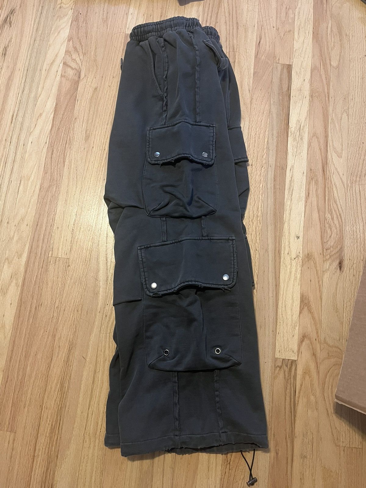 Japanese Brand Chikashitsu Tokyo Heavy Weight Cargo Sweatpants Size US 29 - 1 Thumbnail