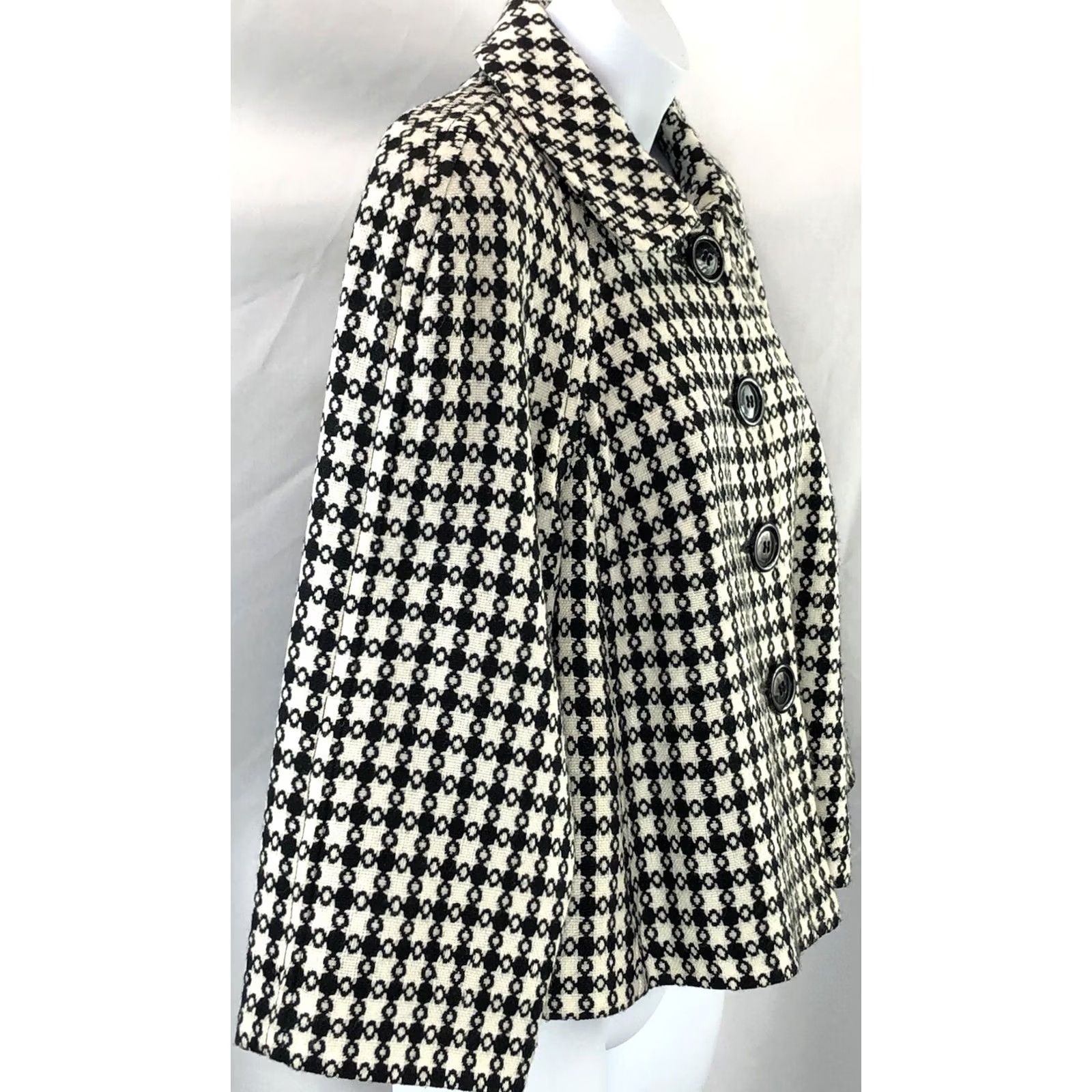Vintage VINTAGE Briggs New York Blazer Jacket 10P Black White Houndstooth Wool Blend Shawl Short 3/4 Sleeve Womens 40 Chest Vintage 90s Career Work Wear N/A Size L / US 10 / IT 46 - 3 Thumbnail