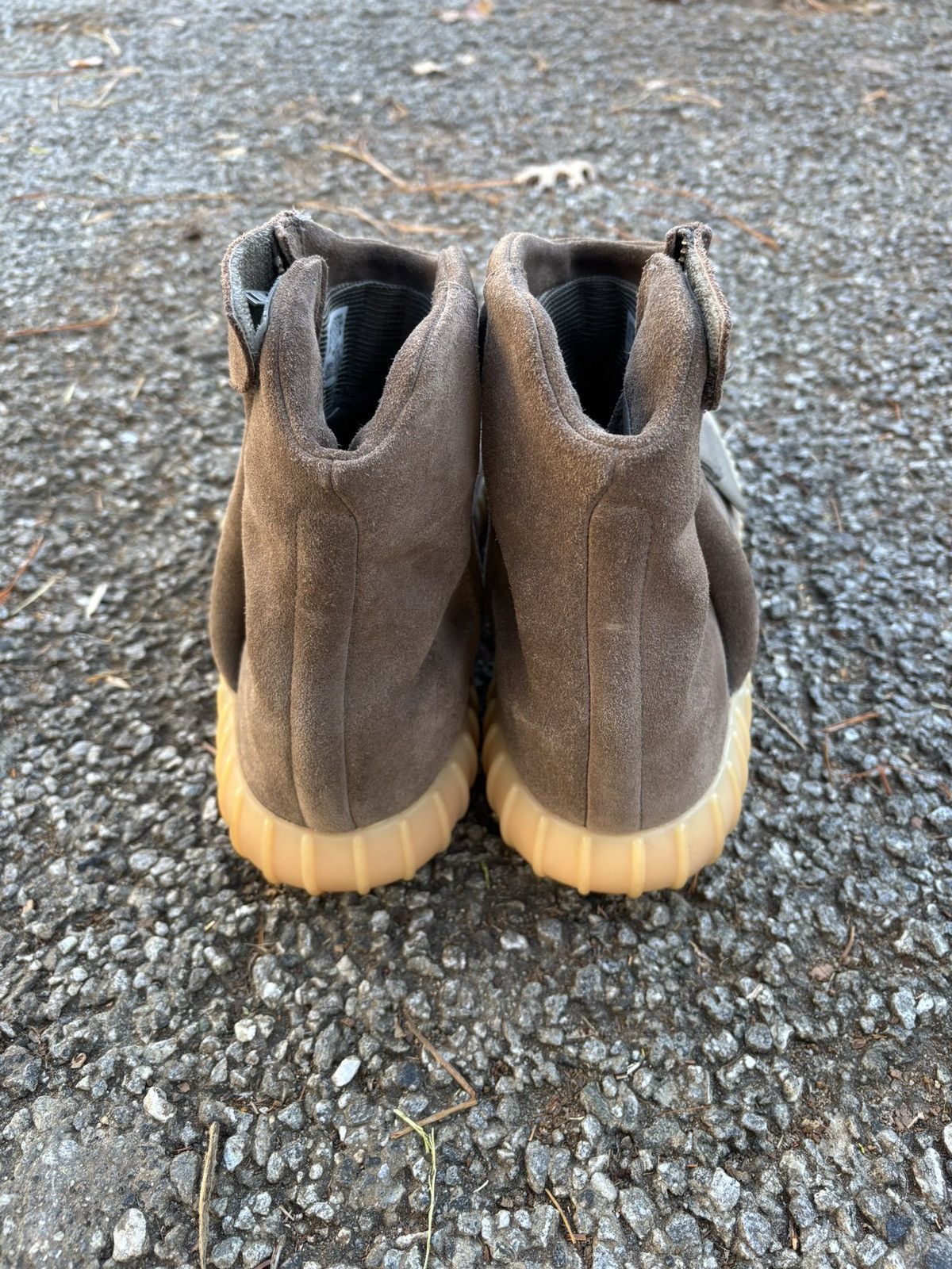 Yeezy Yeezy 750 ‘Chocolate’ Size US 13 / EU 46 - 4 Thumbnail