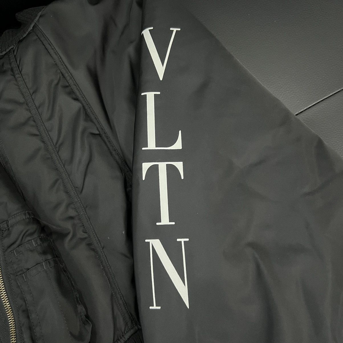 Valentino Valentino Bomber Jacket Size US S / EU 44-46 / 1 - 6 Thumbnail