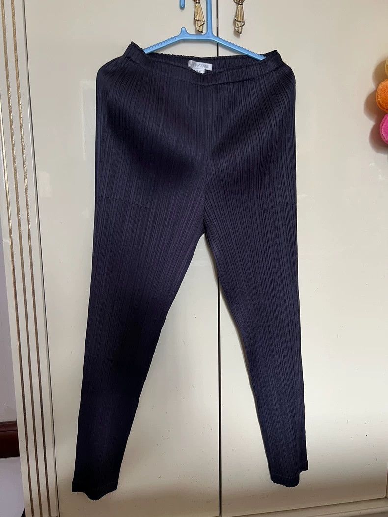 Issey Miyake Issey Miyake size:2 Dark blue pleated skinny pants Size 32" / US 10 / IT 46 - 1 Thumbnail