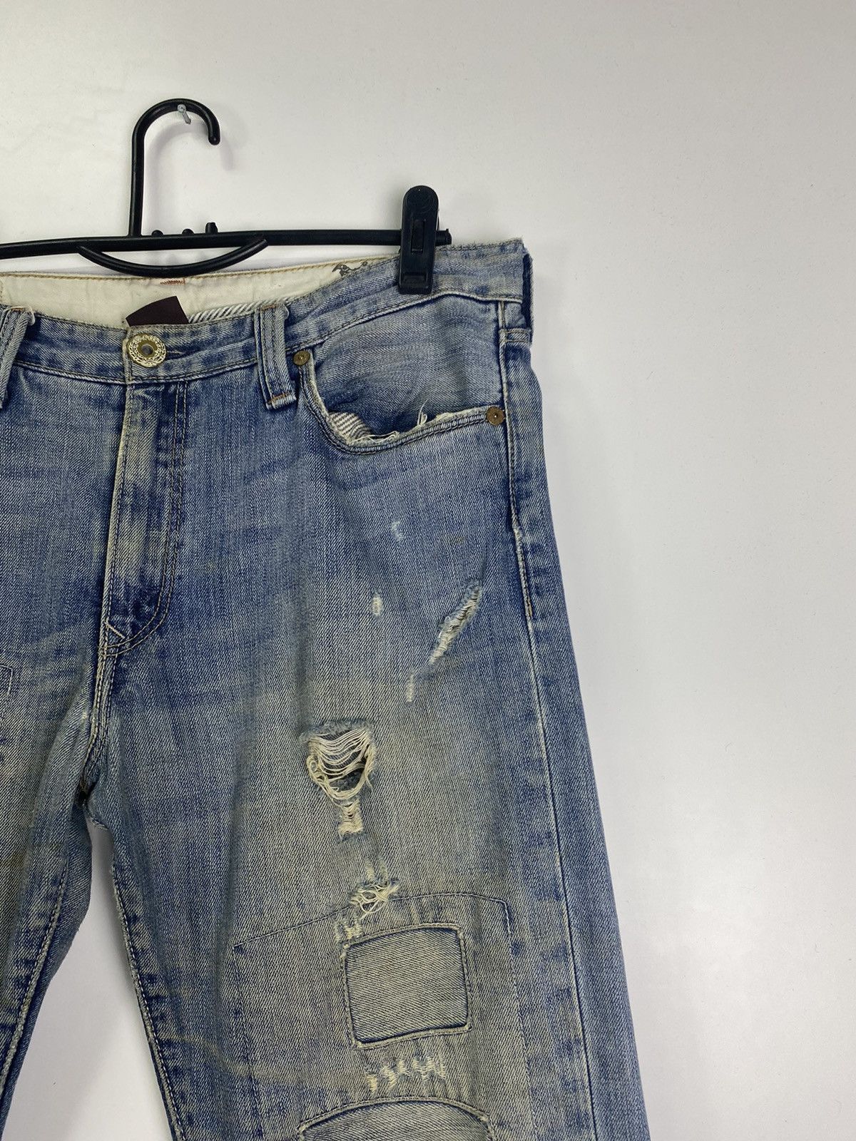 Levi's Vintage Levi’s Distressed Denim Size US 36 / EU 52 - 3 Thumbnail