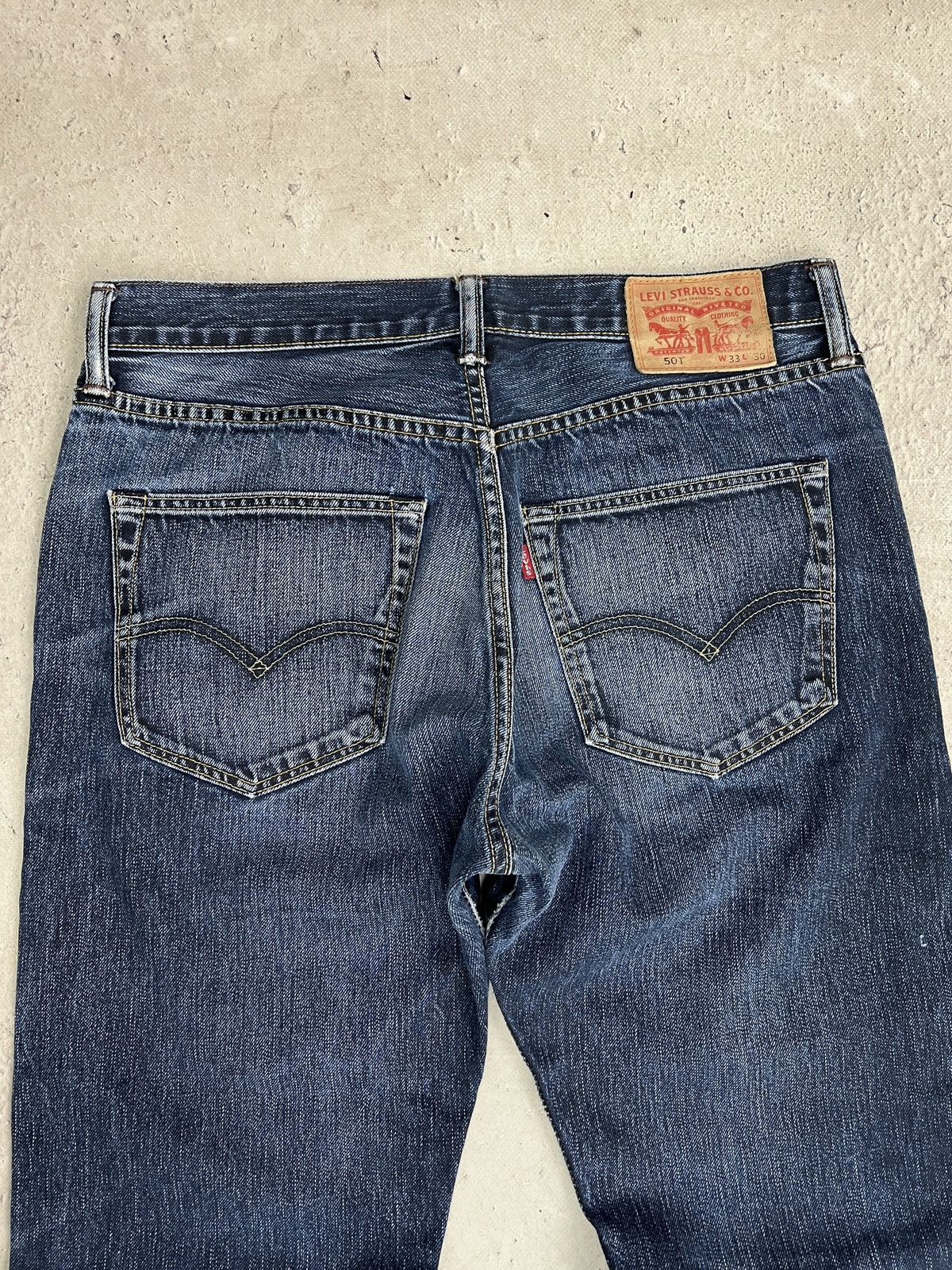 Levi's Vintage Levis 90s distressed denim jeans 501 retro style Size US 33 - 9 Thumbnail