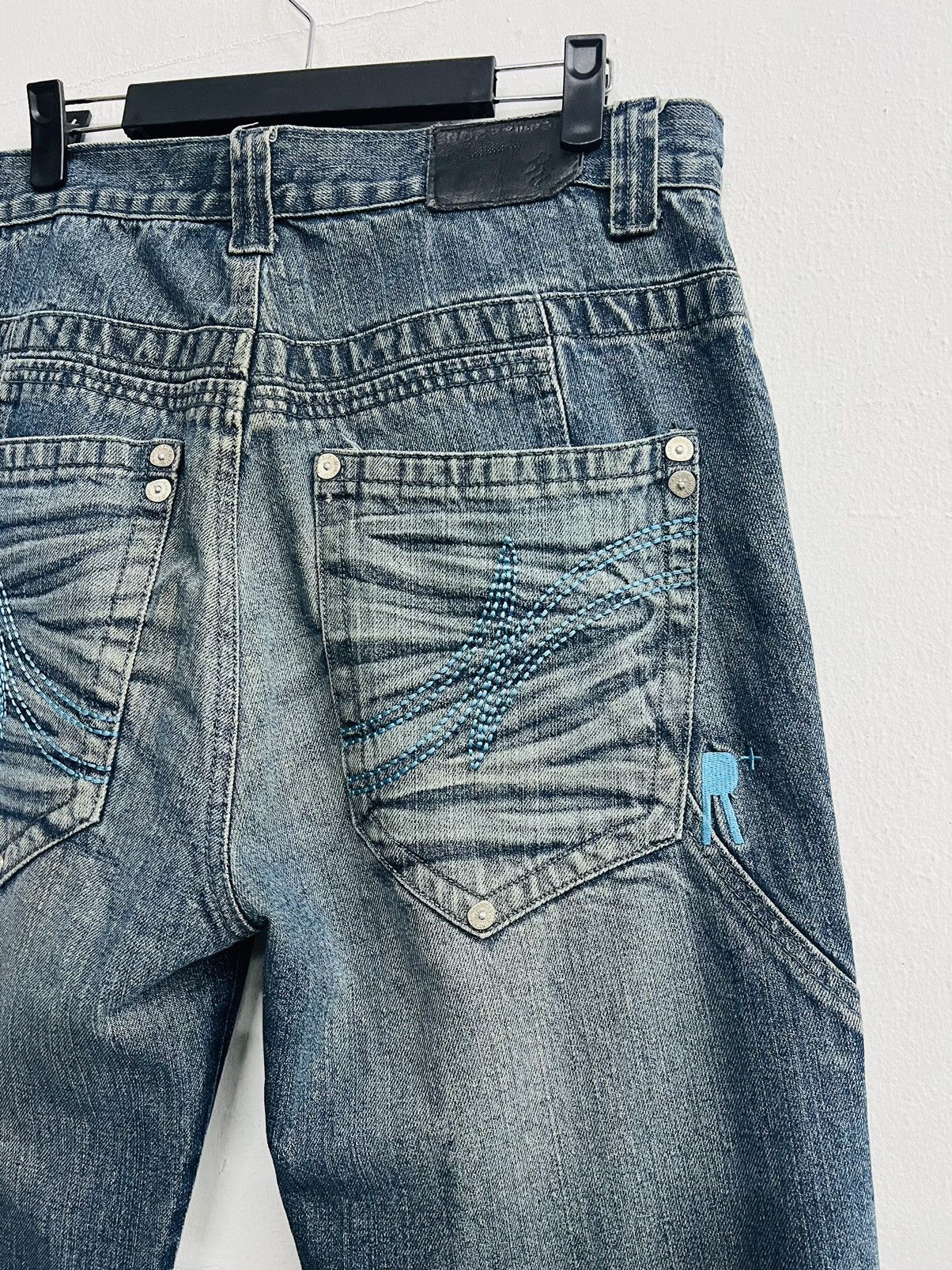 Rocawear × Vintage Vintage Y2k Rocawear Baggy Denim Pants Wide Leg Size US 33 - 16 Thumbnail