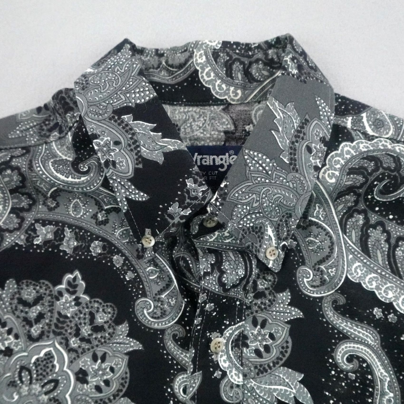 Wrangler VINTAGE Wrangler Shirt Men XL Black Gray Paisley Western Cowboy Cut X Long Tails Size US XL / EU 56 / 4 - 2 Thumbnail