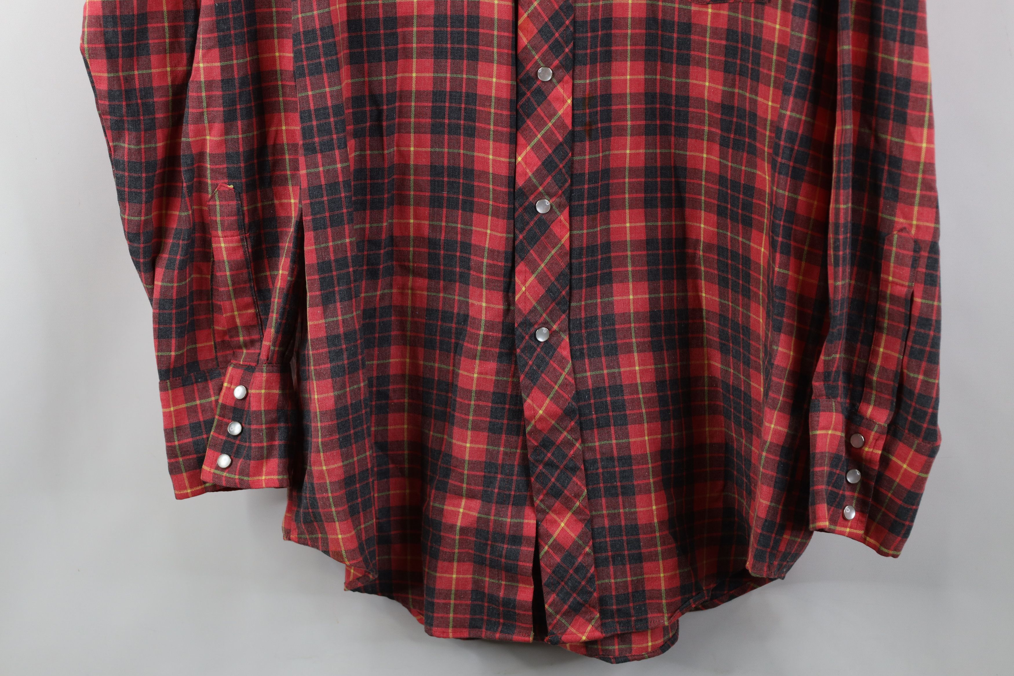Vintage Vintage 70s Streetwear Western Snap Button Collared Shirt Size US M / EU 48-50 / 2 - 3 Thumbnail