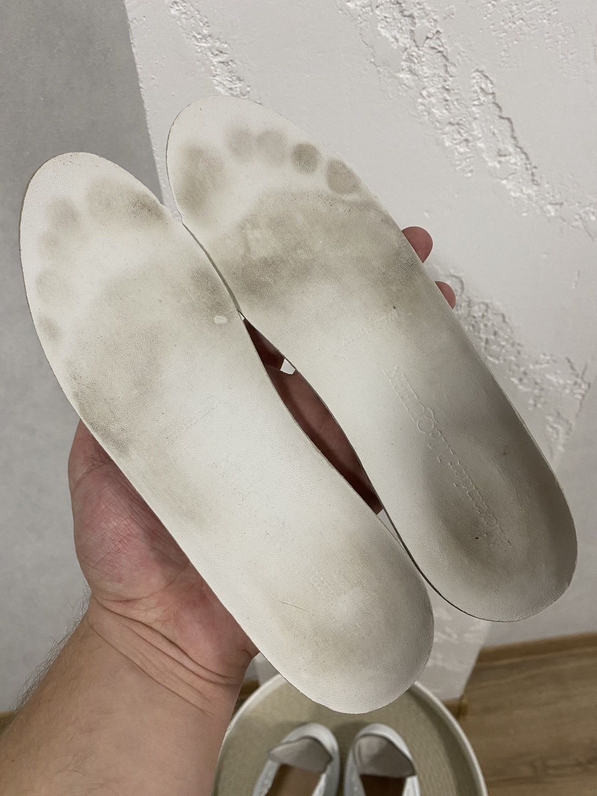 Alexander McQueen Alexander McQueen Oversized White Sneakers Size: 36 Size US 6 / IT 36 - 7 Thumbnail