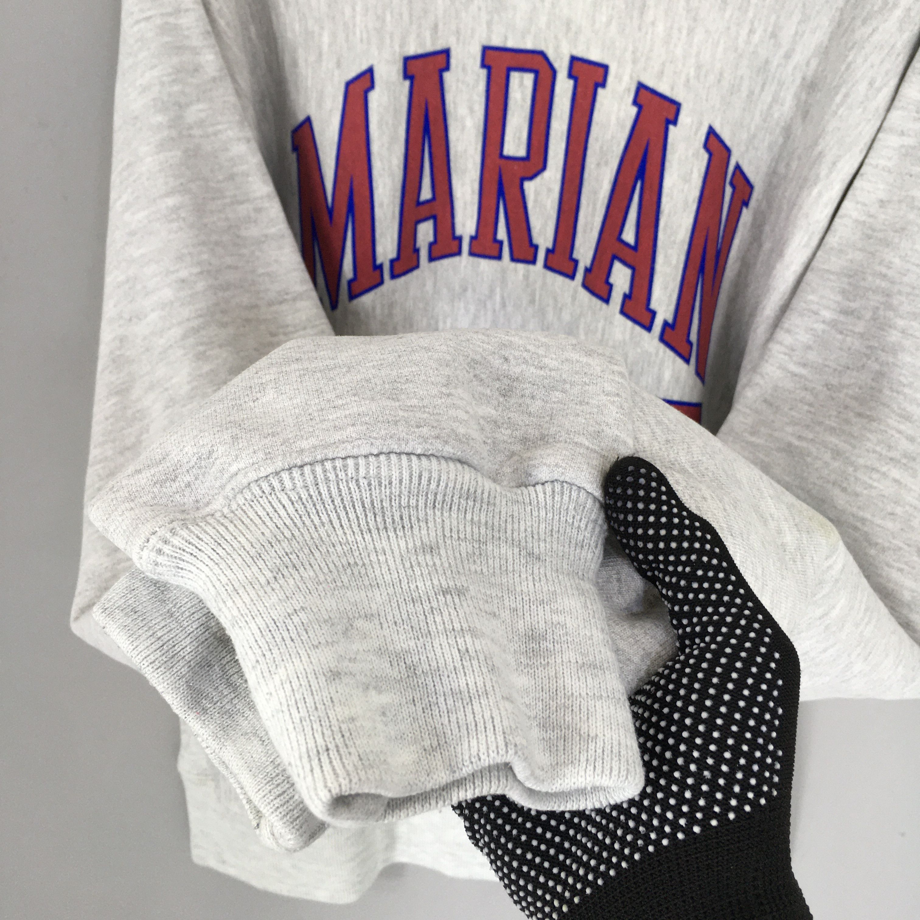 Vintage Vintage 90s Marian University Indianapolis Sweatshirt XLarge Size US XL / EU 56 / 4 - 4 Thumbnail