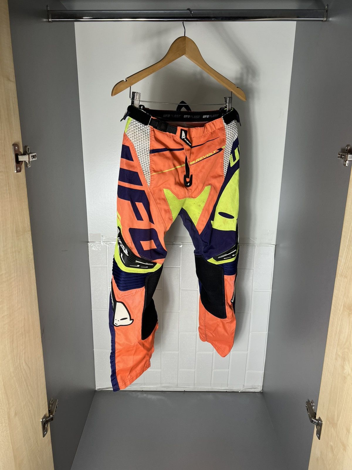 NASCAR UFO PLAST MOTORCYCLE PANTS RACING BIKE CYCLE RETRO Y2K 90s Size US 28 / EU 44 - 5 Thumbnail