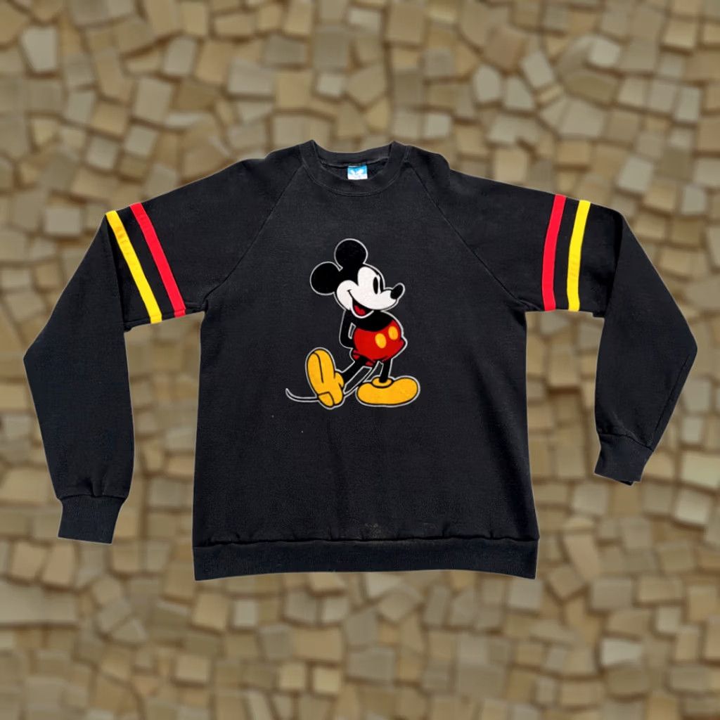 Disney VINTAGE Mickey Mouse Sweater Adult MEDIUM Black Disney Sweatshirt 80s USA Size US M / EU 48-50 / 2 - 1 Thumbnail
