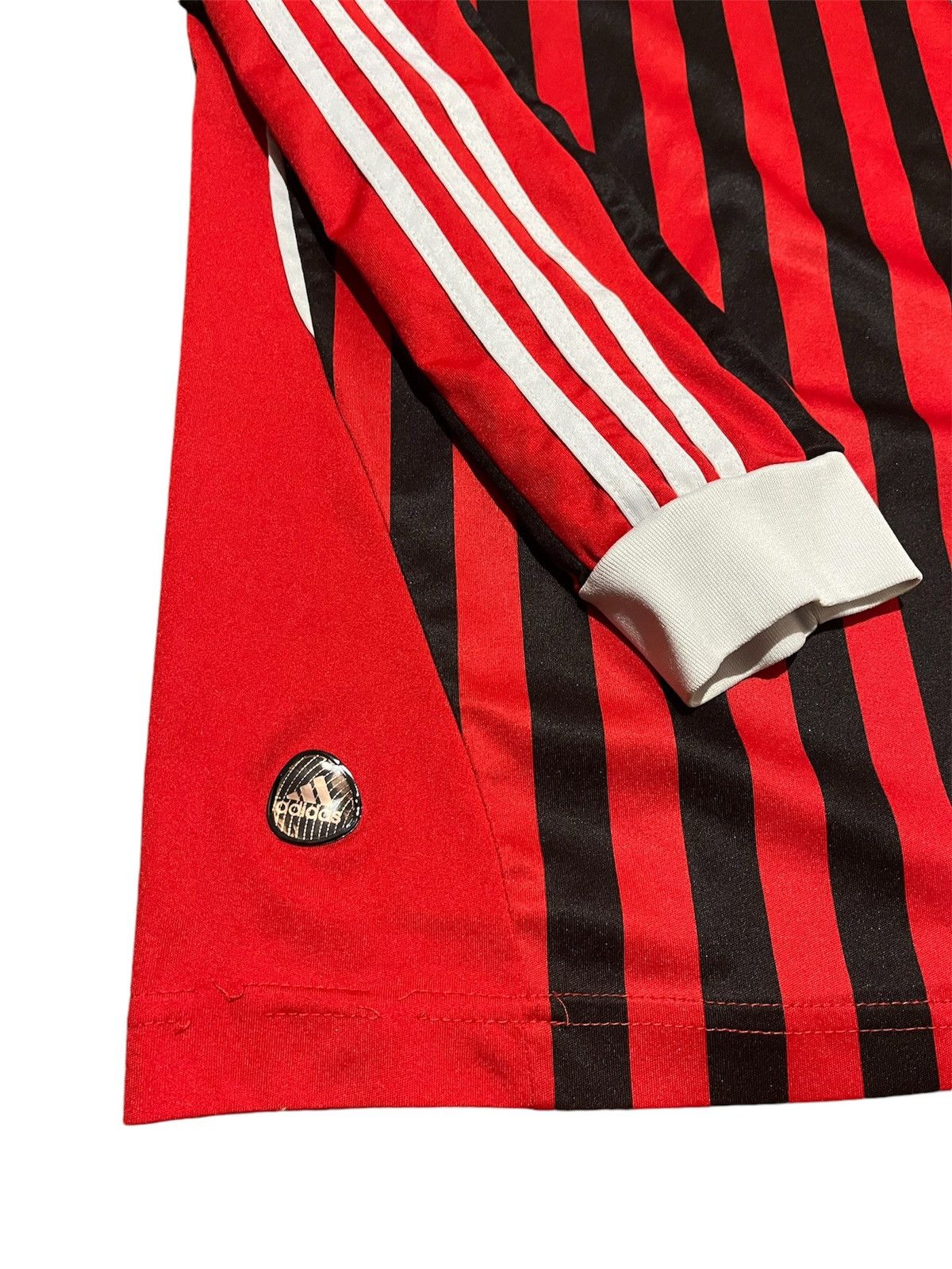 Adidas Adidas AC Milan soccer jersey 2011 Size US M / EU 48-50 / 2 - 5 Thumbnail