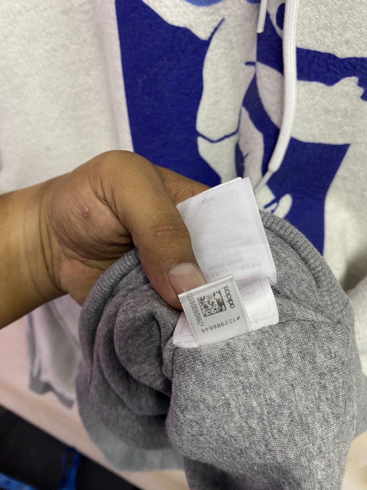 Adidas Adidas hoodie Size US XL / EU 56 / 4 - 10 Thumbnail