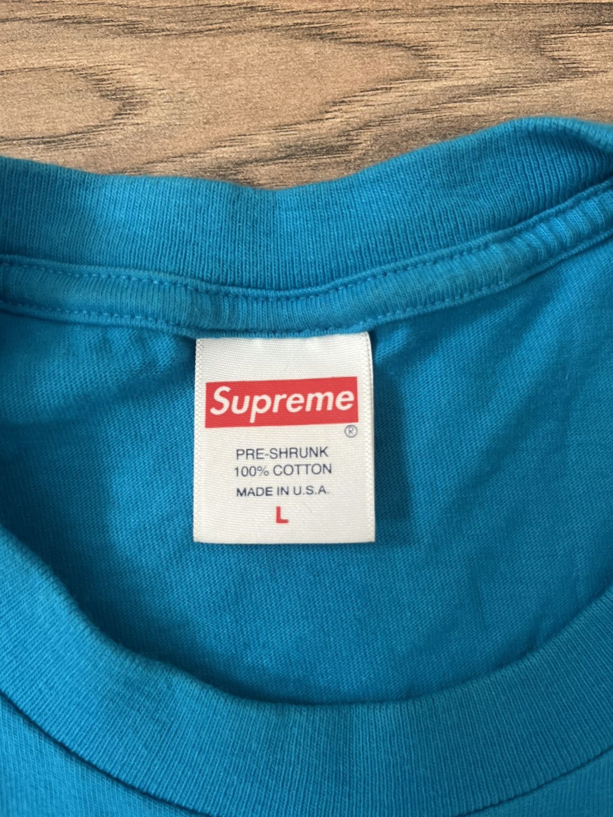 Supreme Supreme Futura Logo Tee Size US L / EU 52-54 / 3 - 8 Thumbnail