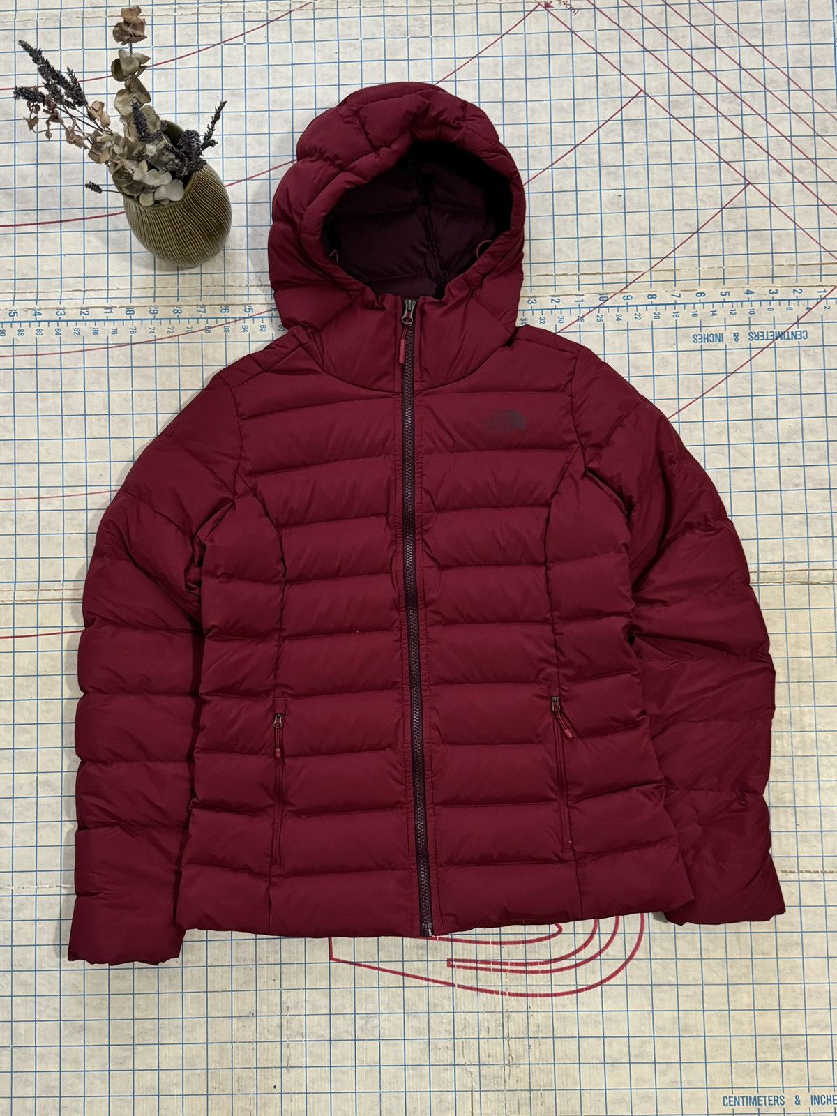 The North Face The North Face 700 Fill Hooded Puffer Jacket Maroon Womens M Size M / US 6-8 / IT 42-44 - 1 Thumbnail