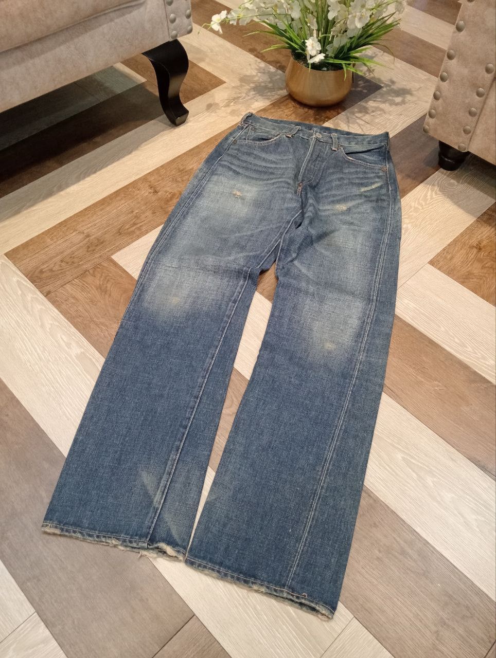 Levi's Vintage Clothing LEVI'S VINTAGE 501 CAPITAL E SELVEDGE JEANS Size US 31 - 3 Thumbnail