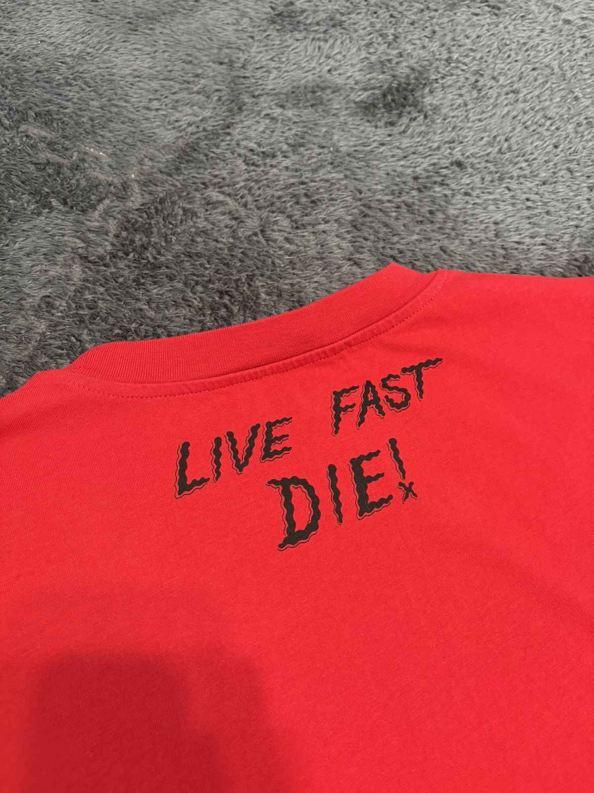 Alexander McQueen Alexander McQueen MCQ Red "Live Fast Die!" Tee Size US M / EU 48-50 / 2 - 7 Thumbnail