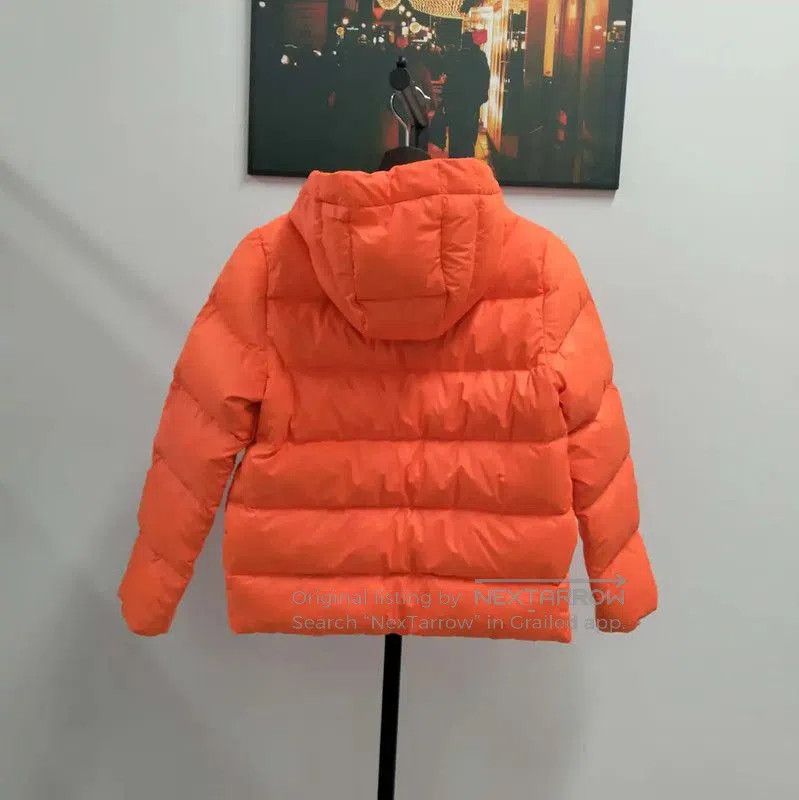 Burberry Burberry Winter Orange Short Down Jacket. Size L / US 10 / IT 46 - 2 Thumbnail