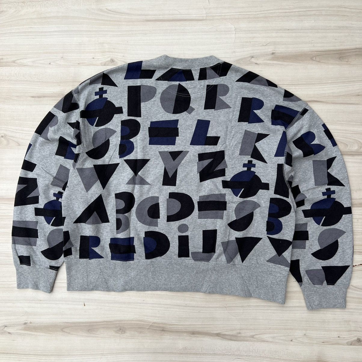 Vivienne Westwood Vivienne Westwood Alphabet Sweatshirt. Size M / US 6-8 / IT 42-44 - 4 Thumbnail