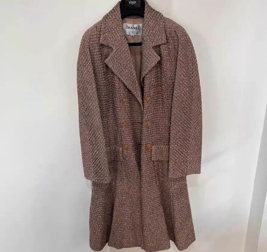 Chanel Chanel Women's Classic Jacket Size XS / US 0-2 / IT 36-38 - 1 Thumbnail