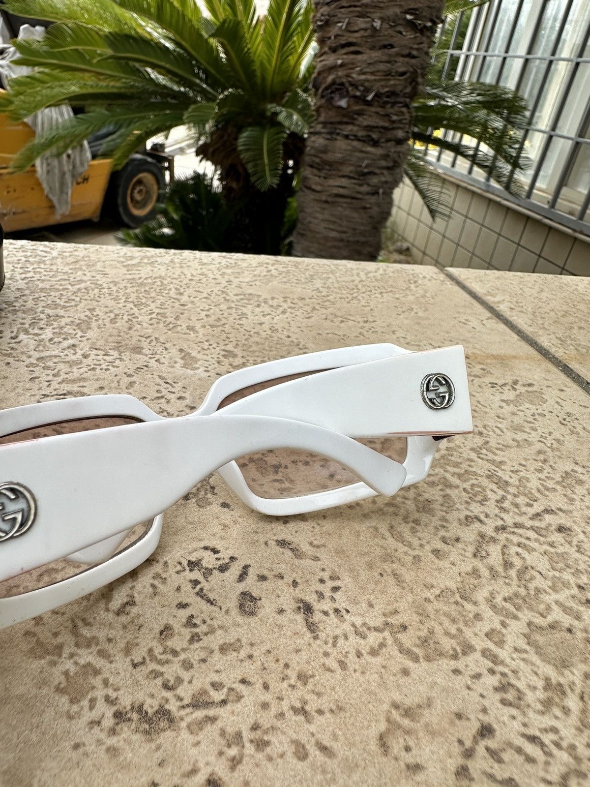 Gucci Gucci Sunglasses White Size ONE SIZE - 7 Thumbnail