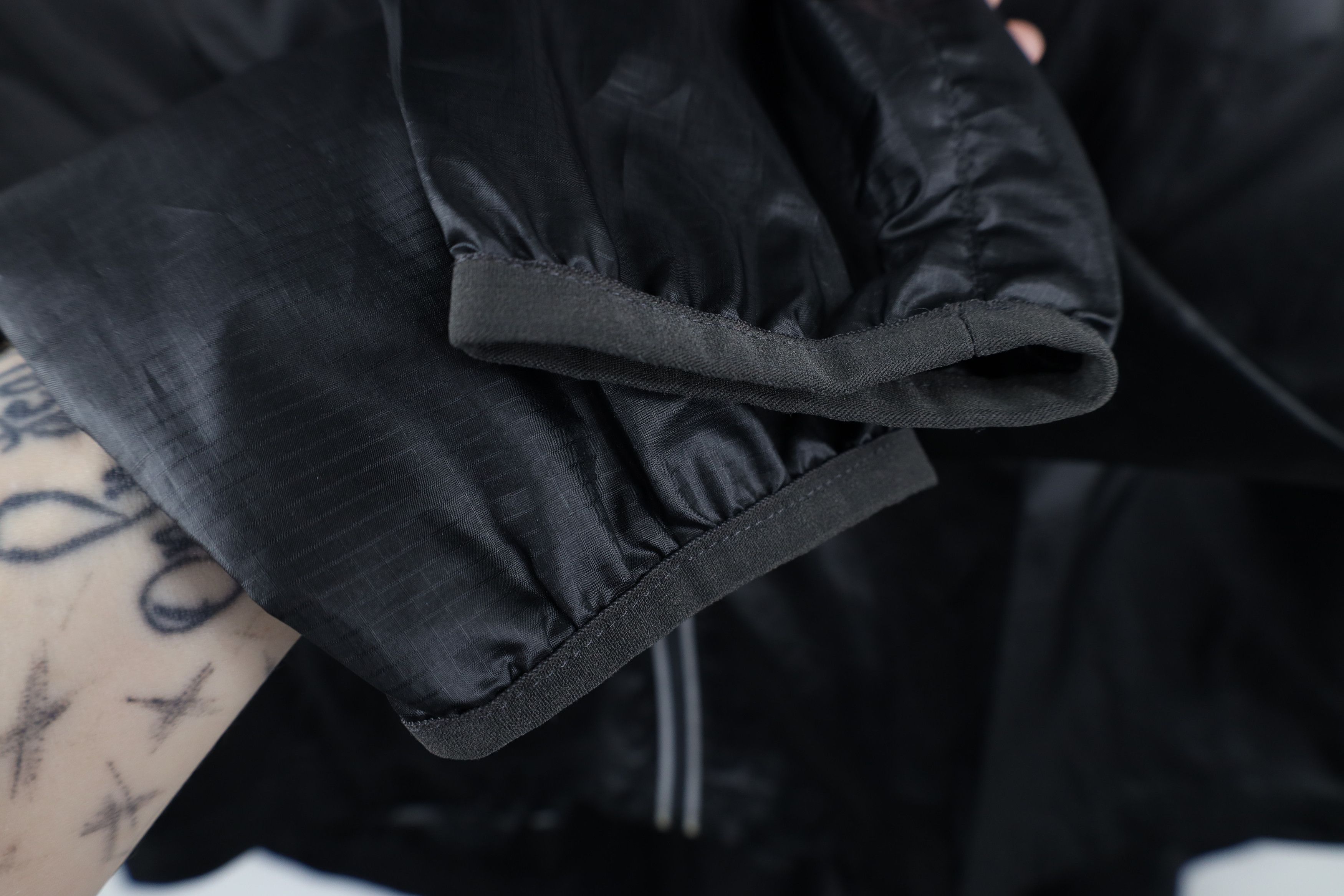 Vintage Sugoi Running Rain Super Lightweight Windbreaker Jacket Size L / US 10 / IT 46 - 5 Thumbnail