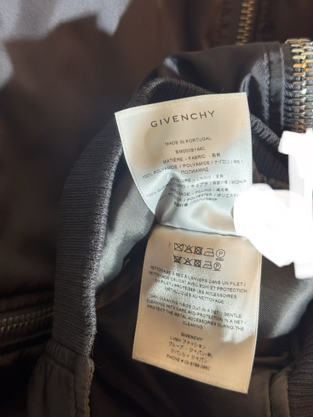 Givenchy Givenchy by MMW fw22 46 men grey stin bomber jacket Size US S / EU 44-46 / 1 - 5 Thumbnail