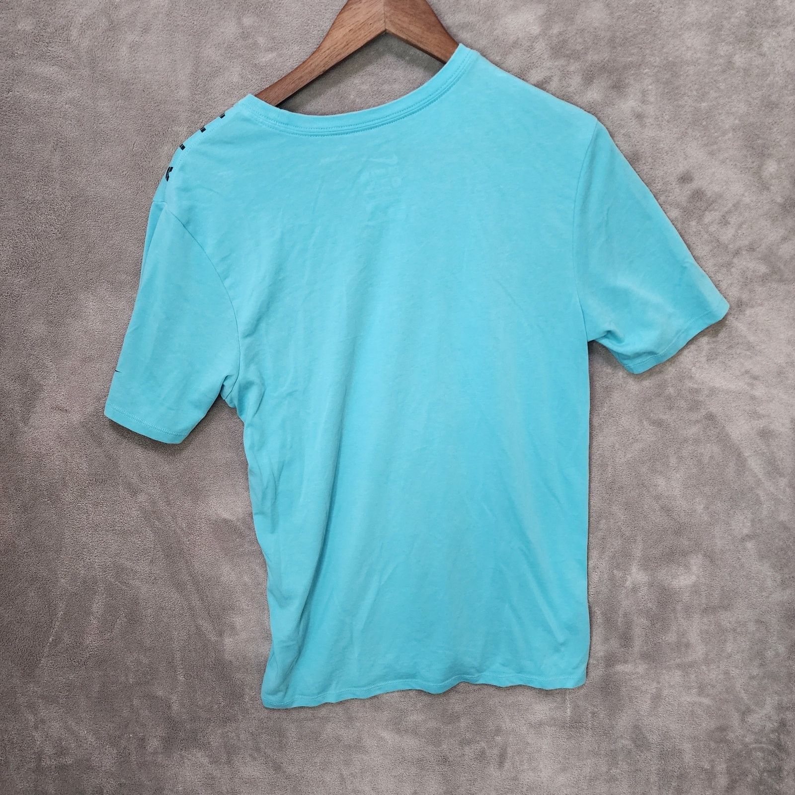 Nike Nike Dri-Fit Men's Medium Blue Graphic T-Shirt Athletic Size US M / EU 48-50 / 2 - 2 Thumbnail