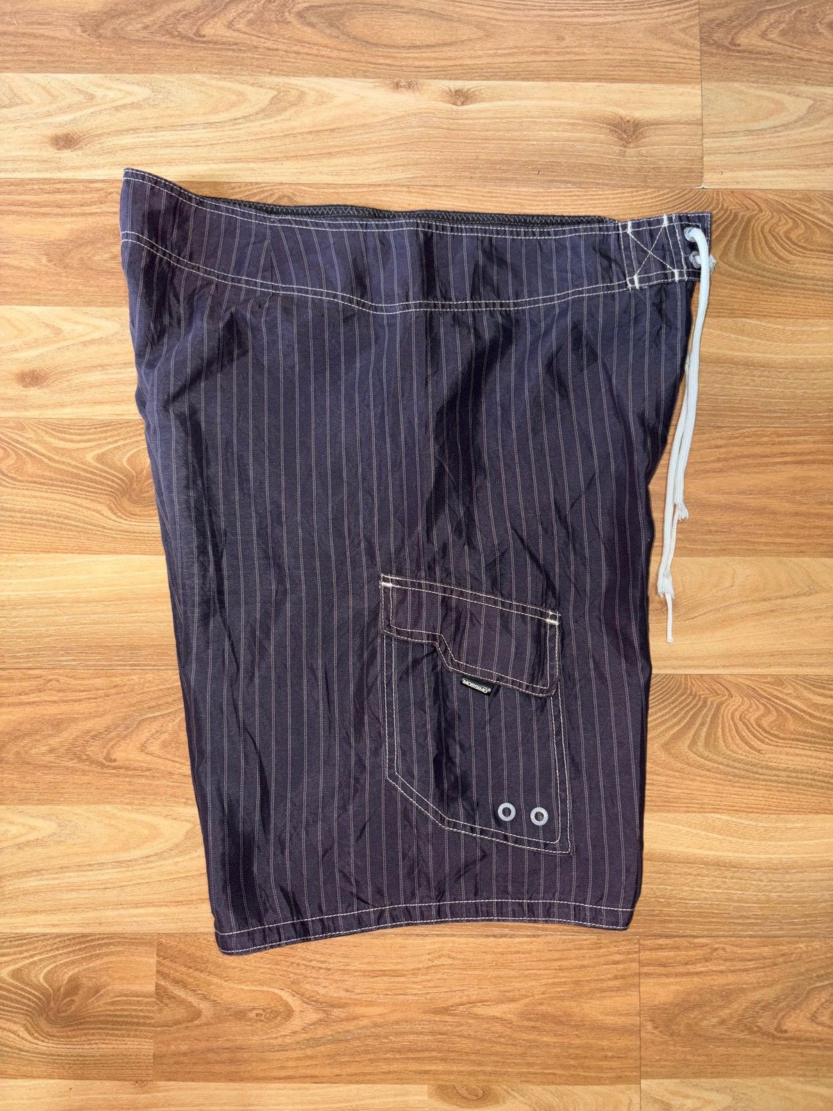 Other VTG Mossimo Pinstripe Board Shorts Size 36 | 18" Flat Waist Size US 36 / EU 52 - 3 Thumbnail