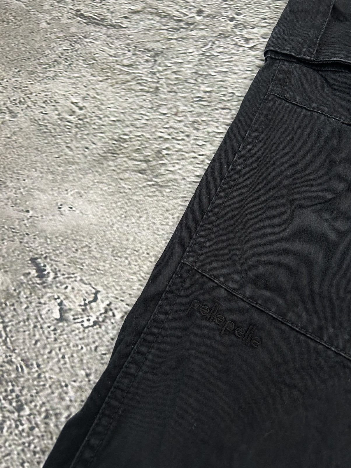 Pelle Pelle Pelle Pelle vintage black cargo pants small logo Y2K Size US 34 / EU 50 - 2 Thumbnail