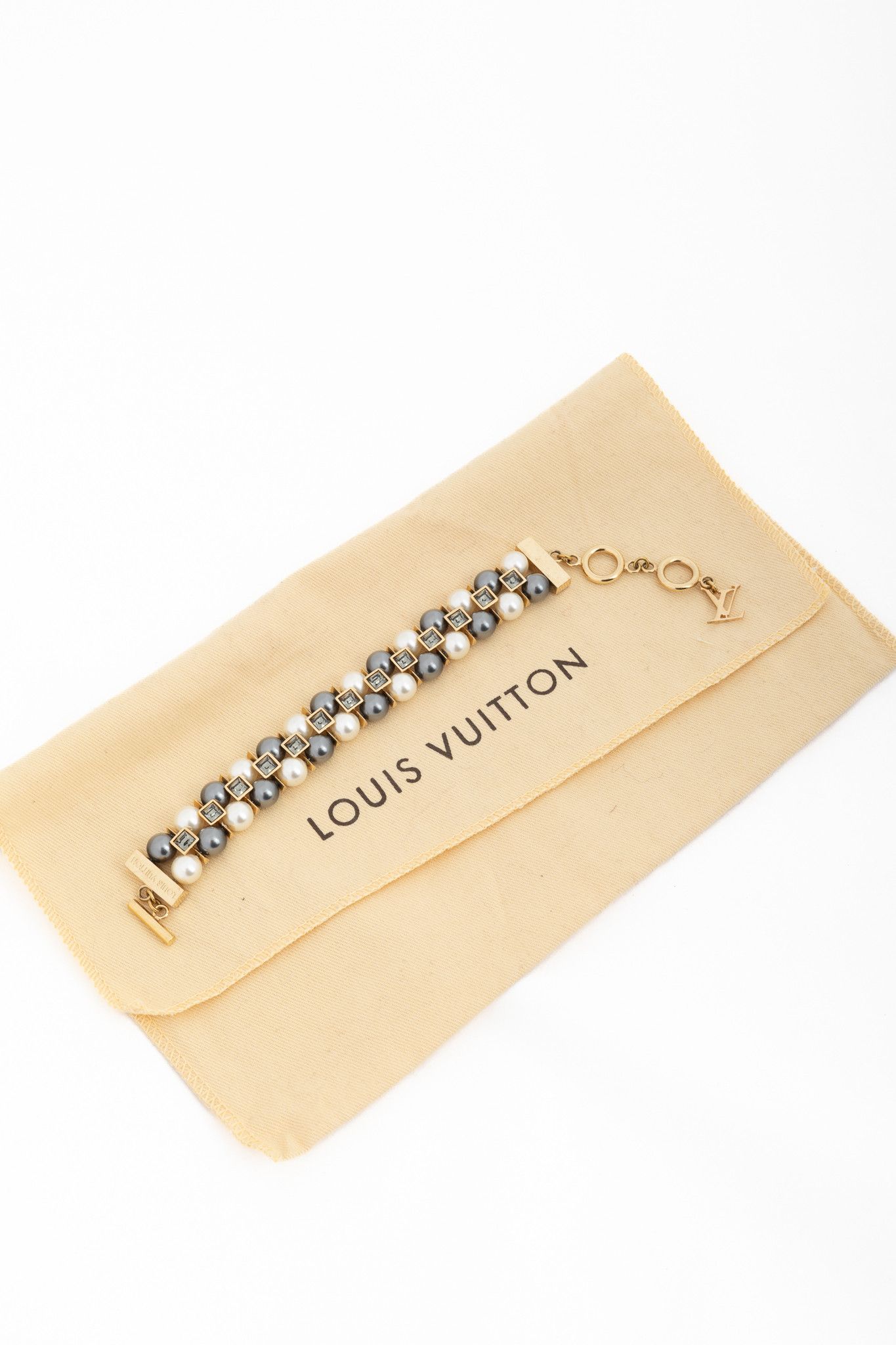 Louis Vuitton Louis Vuitton Cry me a River Faux-Pearl Crystal Bracelet Size ONE SIZE - 5 Thumbnail