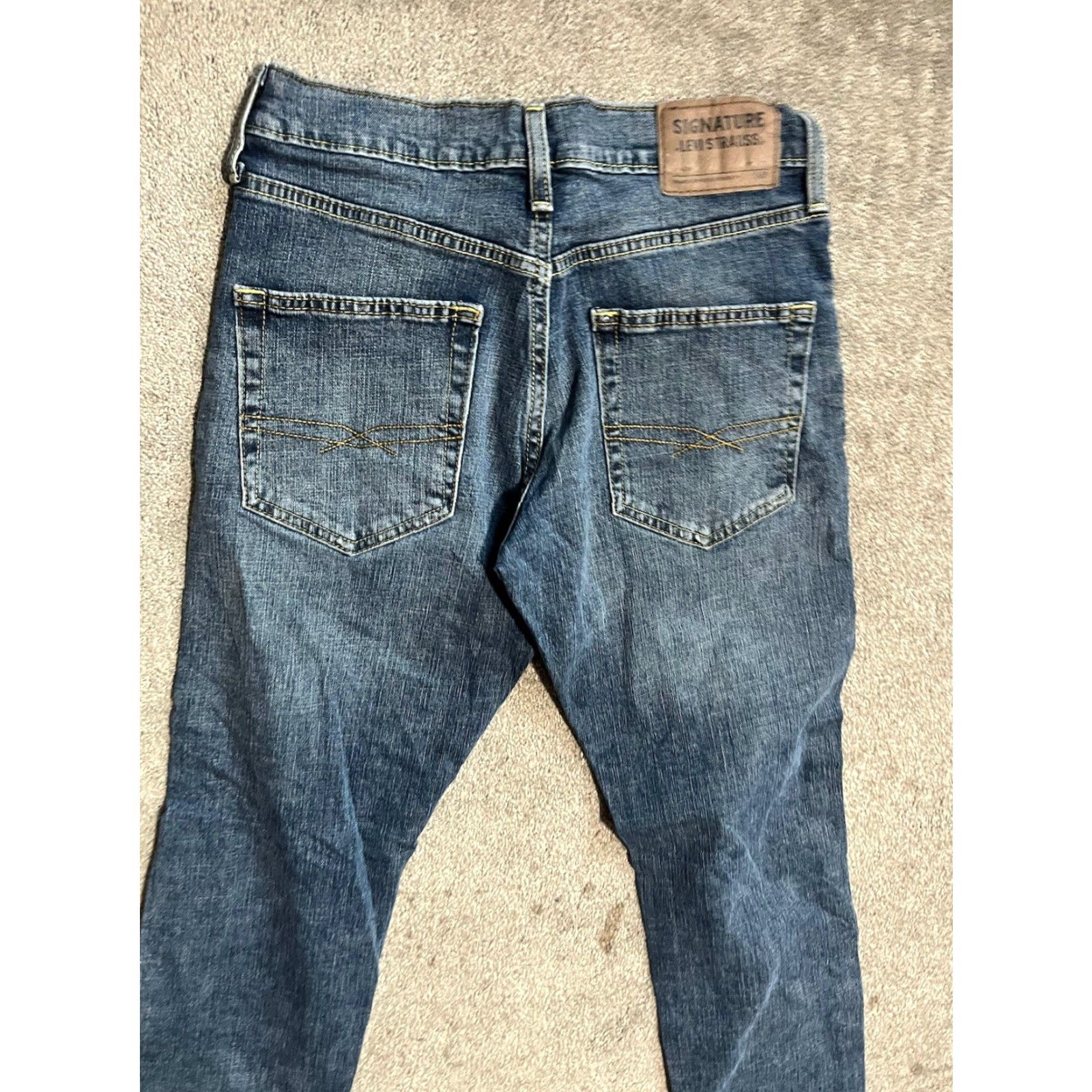 Vintage Levi Signature Jeans Men Regular Taper Leg 28x30 Blue 5-Pocket Denim Cotton Blend Medium Wash Vintage No Size US 30 / EU 46 - 2 Thumbnail