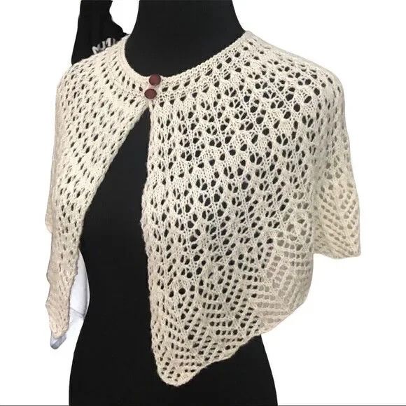 Other Gorgeous hot Hand-Knit Shawlette Wrap - Ecru/Cream Size L / US 10 / IT 46 - 6 Thumbnail