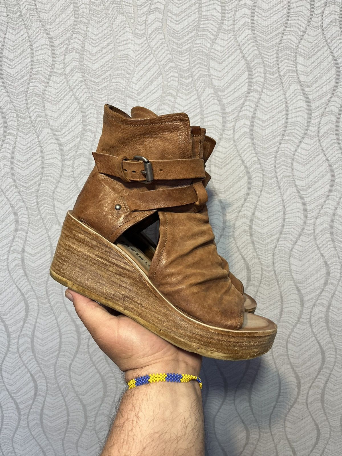 A.S.98 A.S. 98 Airstep Naya Women’s Leather Buckle Platform Sandals Size US 9 / IT 39 - 2 Thumbnail