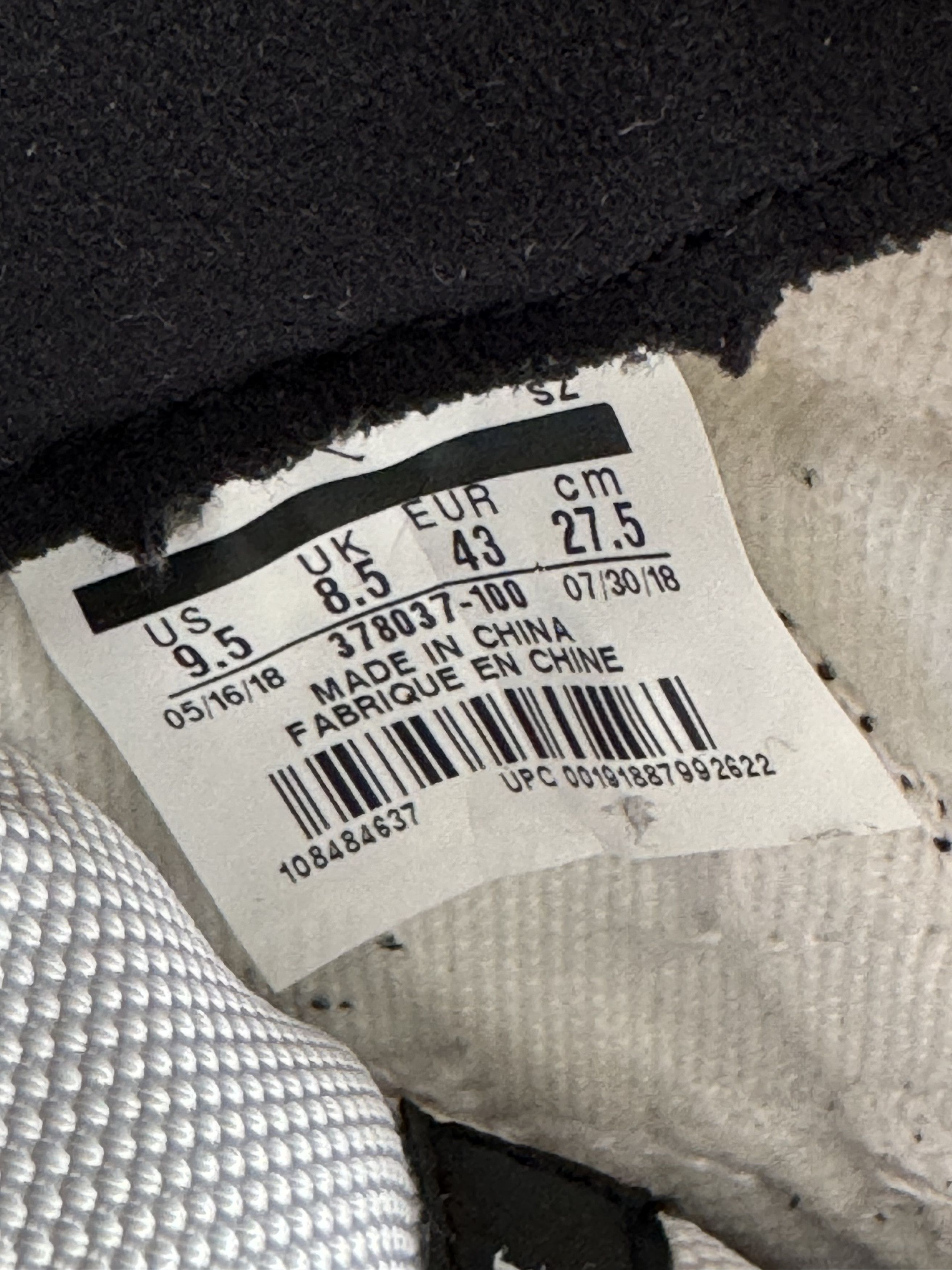 Jordan Brand Nike Air Jordan 11 Retro Concord Size US 9.5 / EU 42-43 - 8 Thumbnail