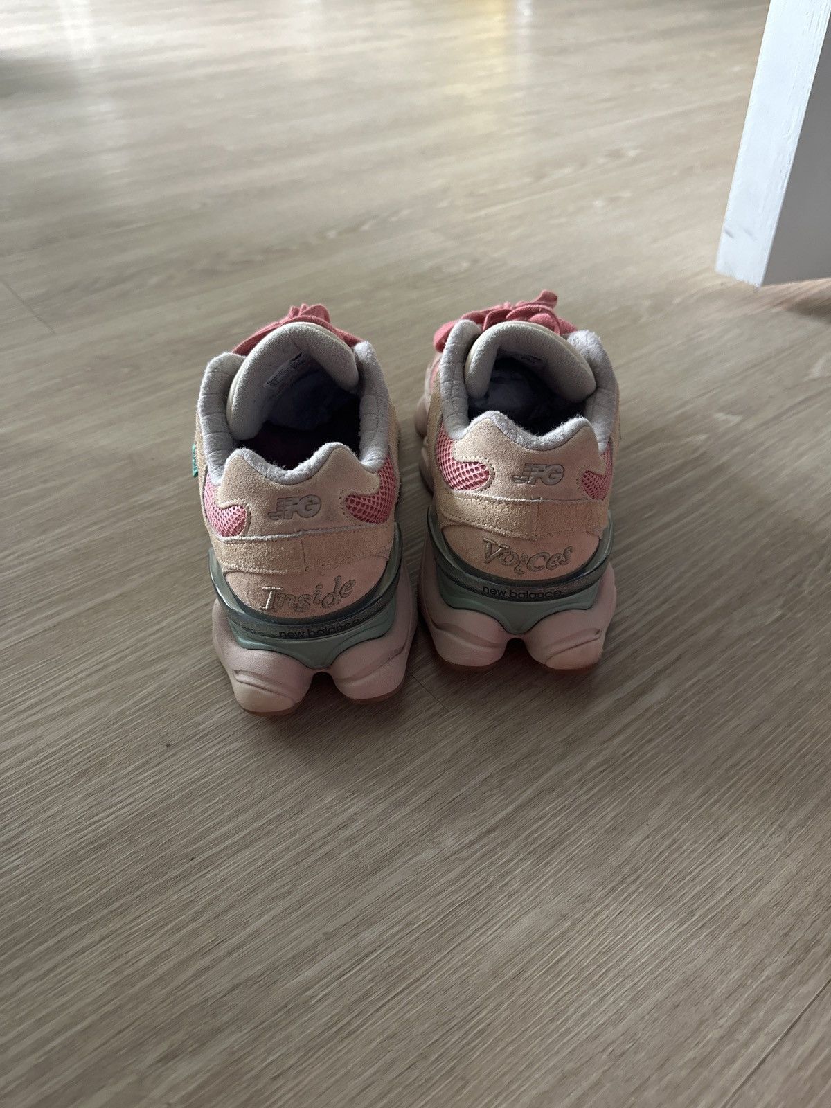 New Balance Joe Freshgoods x 9060 'Penny Cookie Pink' Size US 9.5 / EU 42-43 - 4 Thumbnail