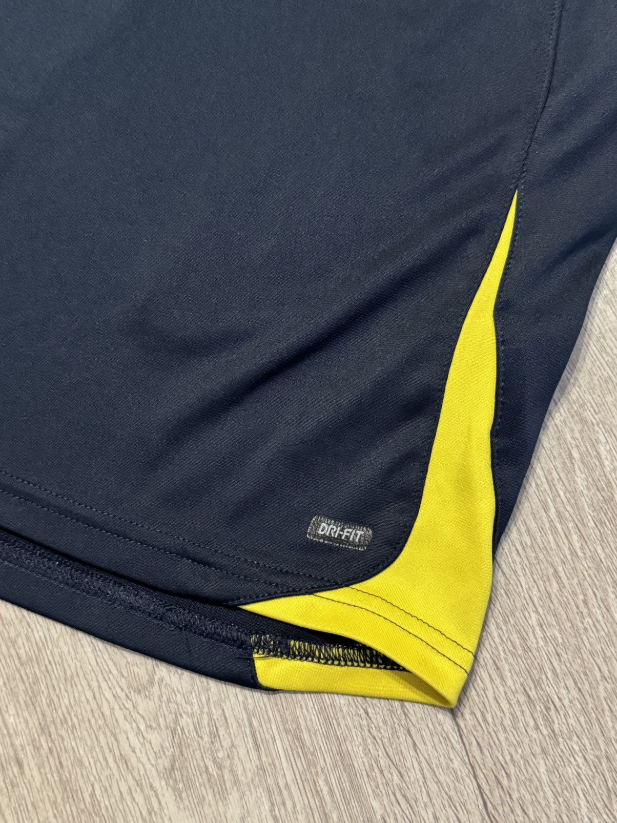 Nike 🔷Vintage Nike Total 90 Jersey 2000s🔷 Size US XL / EU 56 / 4 - 4 Thumbnail