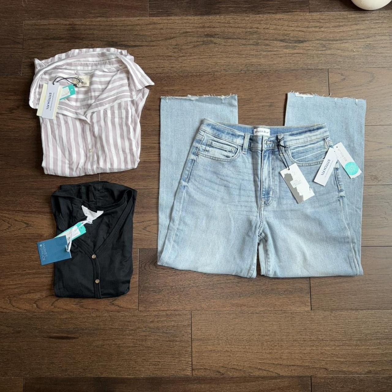 Other Business casual bundle Size medium for the shirts... Size 27" / US 4 / IT 40 - 1 Thumbnail