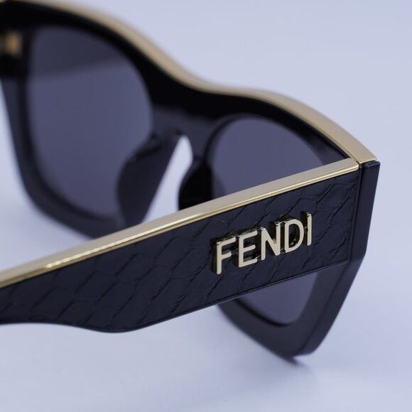 Fendi 🕶️ New Fendi FE40126I 01A Sunglasses - Shiny Black Frame Size ONE SIZE - 5 Thumbnail