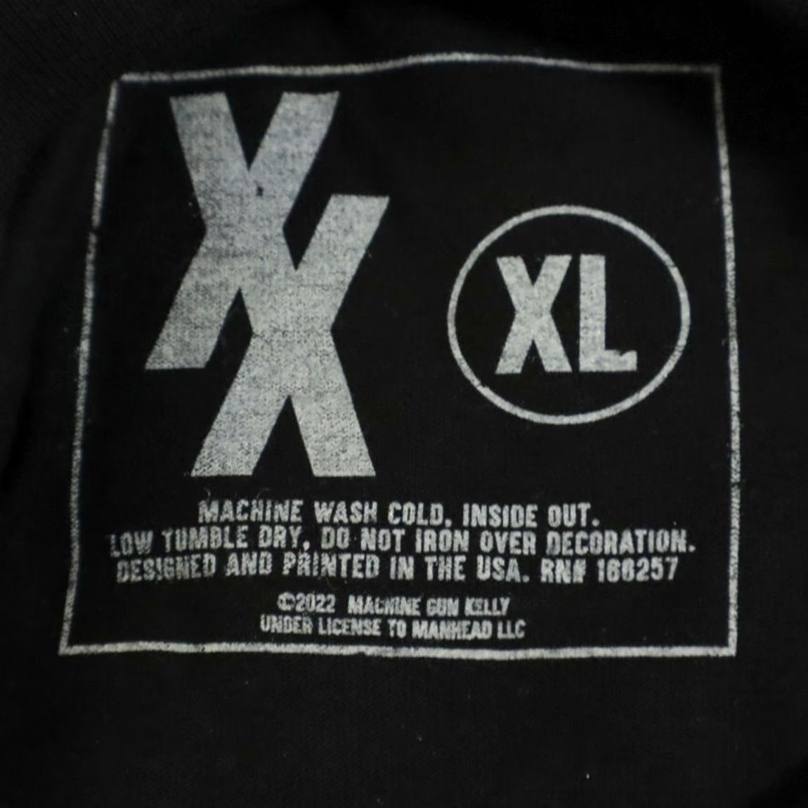 Vintage Machine Gun Kelly Mainstream Tour 2022 Solid T-Shirt Black Men's XL Shirt Size US XL / EU 56 / 4 - 5 Thumbnail