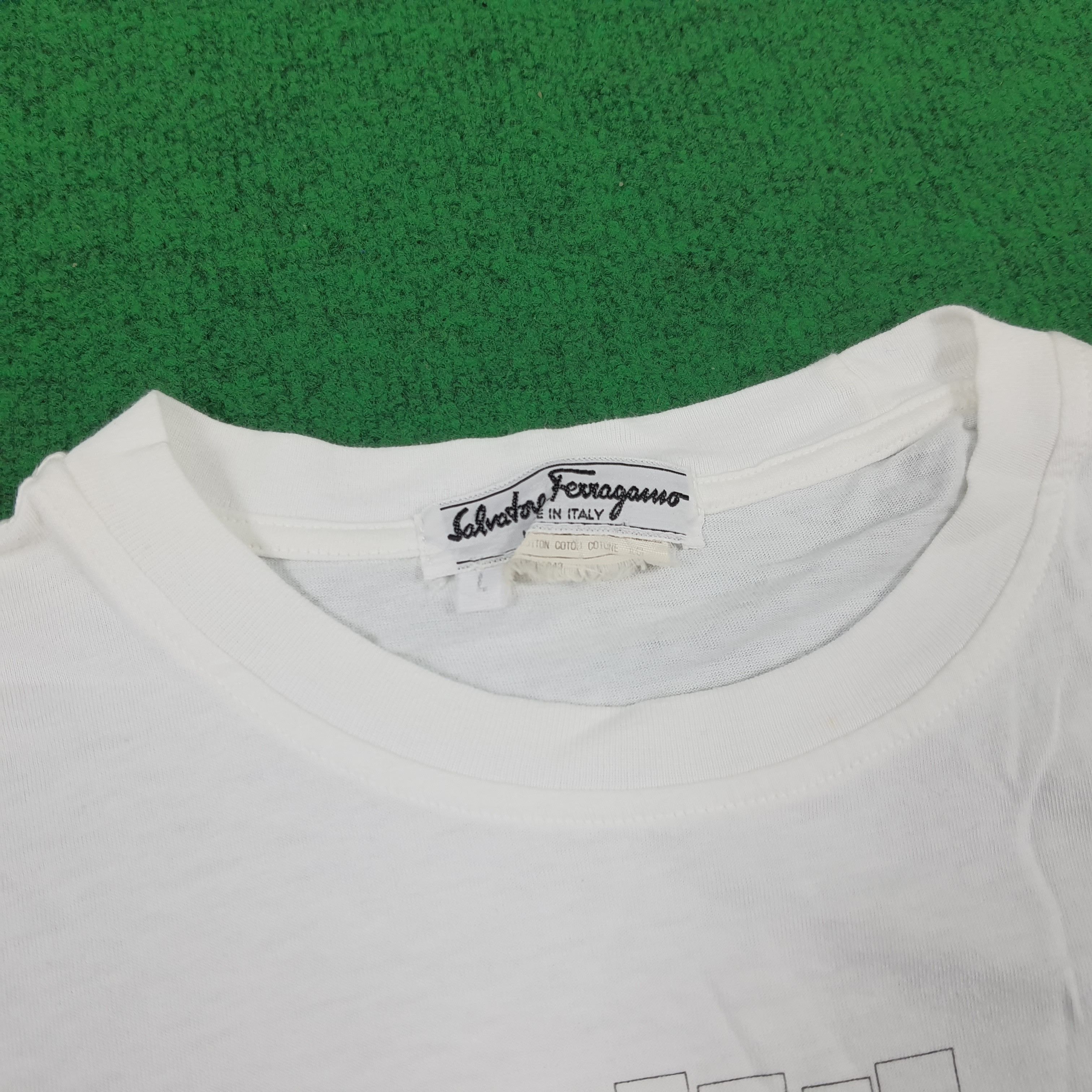 Designer × Salvatore Ferragamo Vintage Salvatore Ferragamo Italian Designer T-shirt Size US L / EU 52-54 / 3 - 4 Thumbnail
