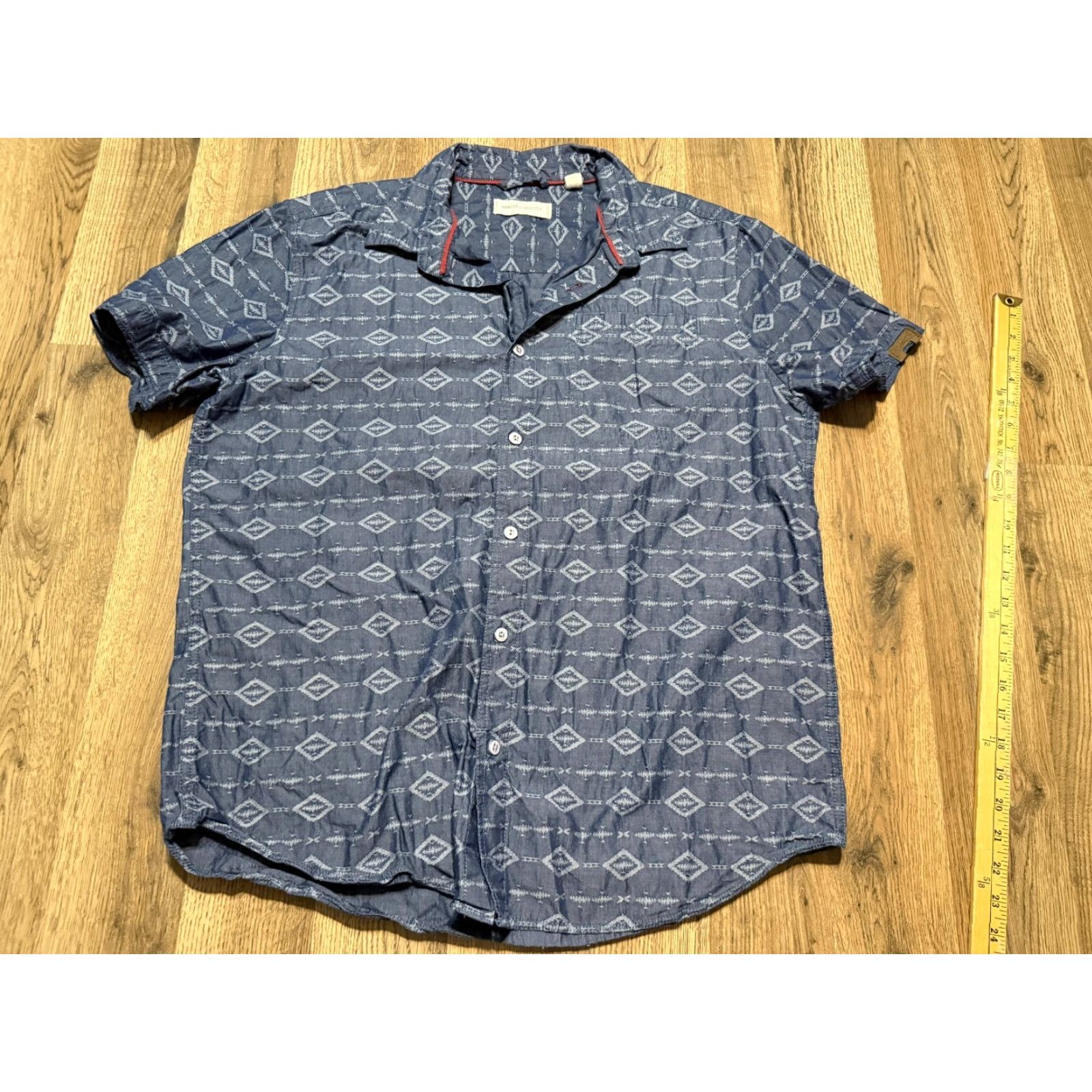 Vintage Dakota Grizzly Shirt Men’s Size Large Blue Grey Short Sleeve Button Up Shirt Size US L / EU 52-54 / 3 - 2 Thumbnail