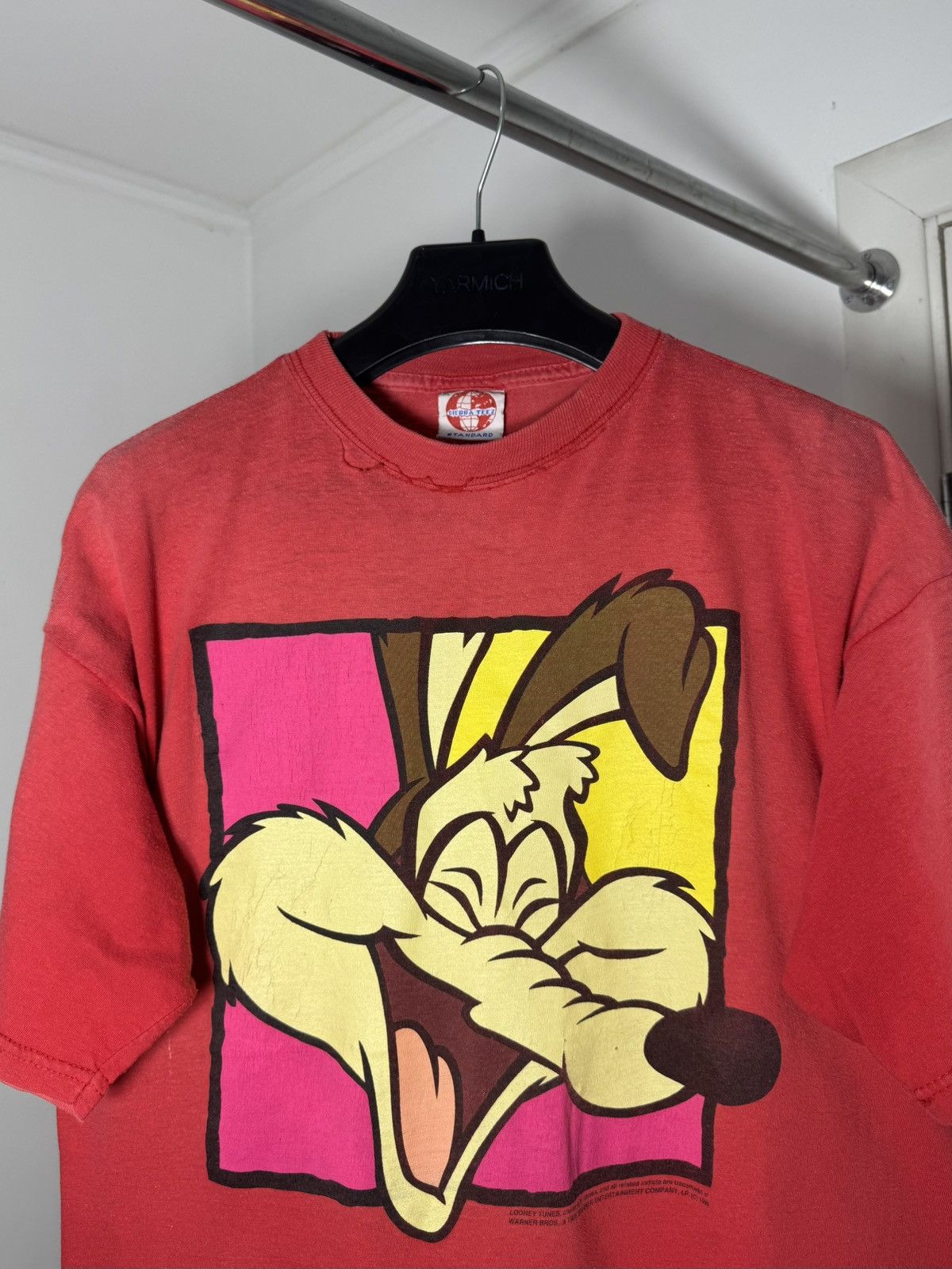 Warner Bros Vintage Six Flags Looney Tunes Wile E Coyote 1991 XL Size US XL / EU 56 / 4 - 5 Thumbnail