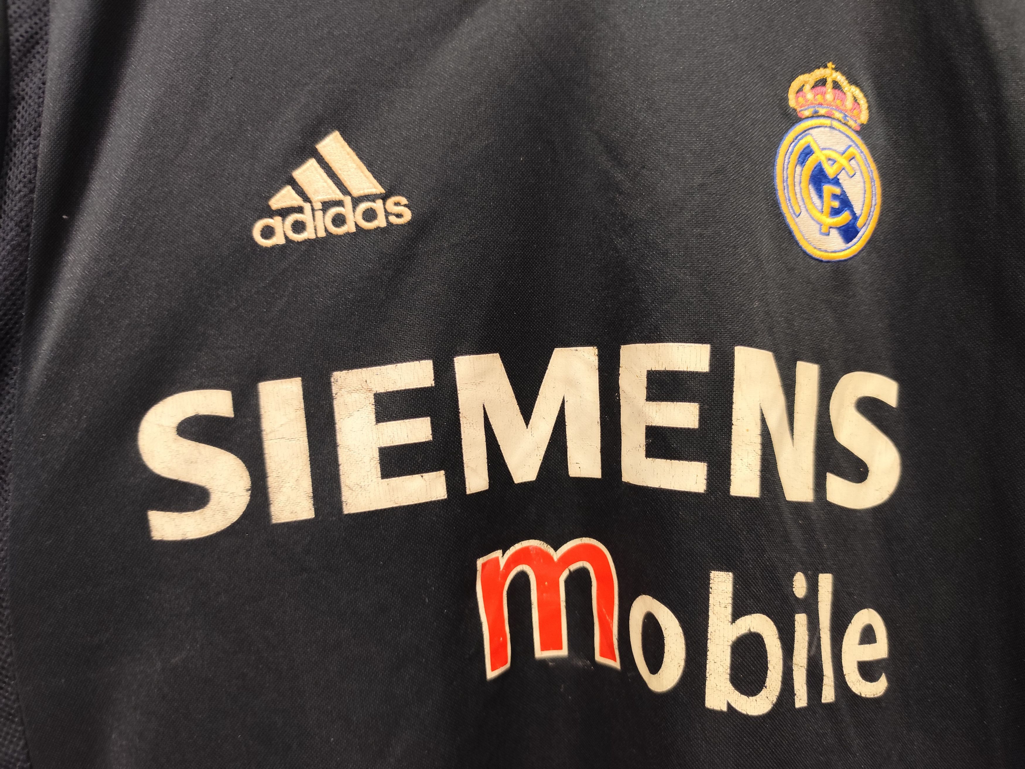 Adidas Real madrid adidas soccer jersey Size US M / EU 48-50 / 2 - 2 Thumbnail