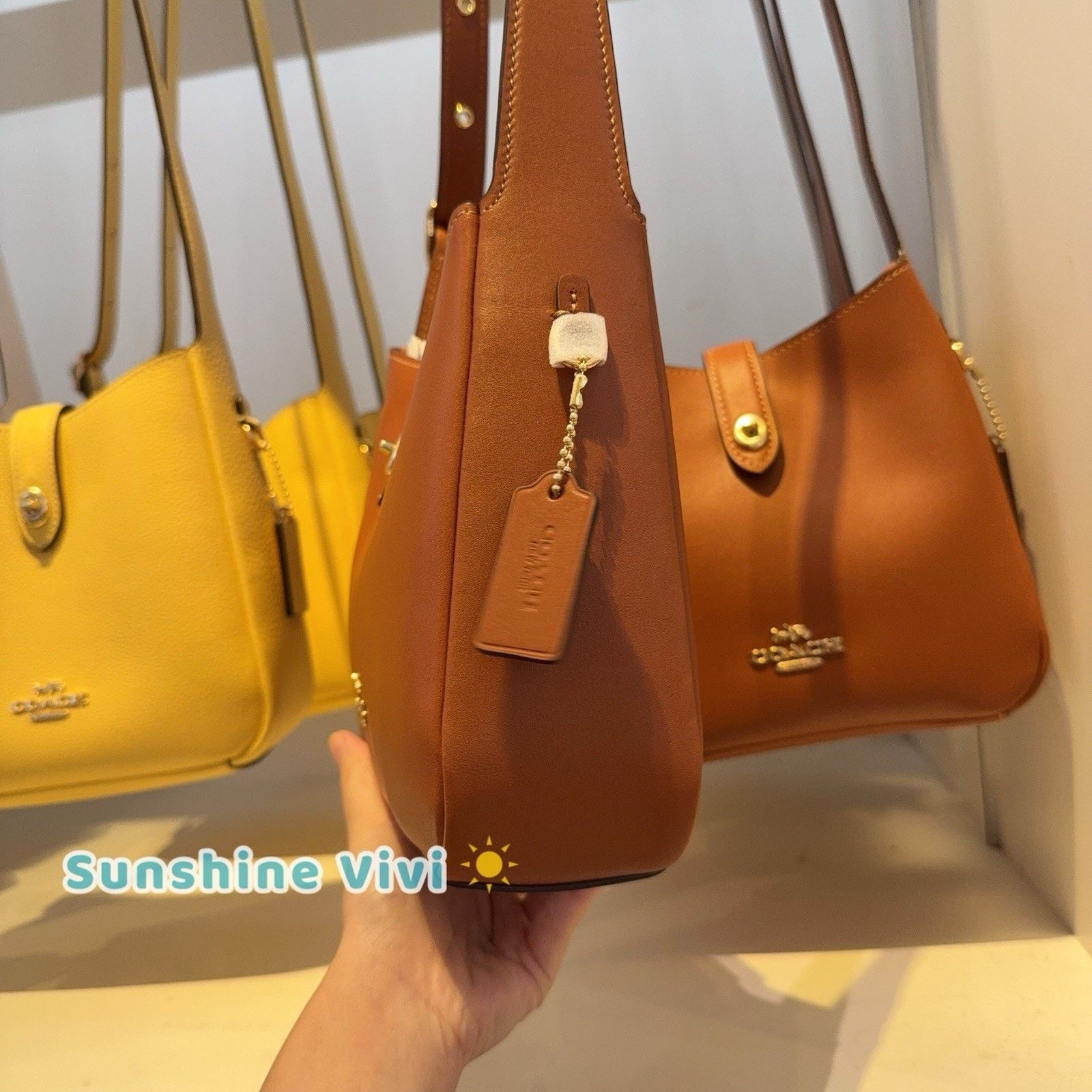 Coach NWT Coach Hadley Mini Crossbody Bag CBM63 Gold/Tan Size ONE SIZE - 2 Thumbnail